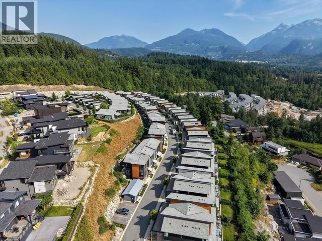 41238 HIGHLINE PLACE, Squamish 5
