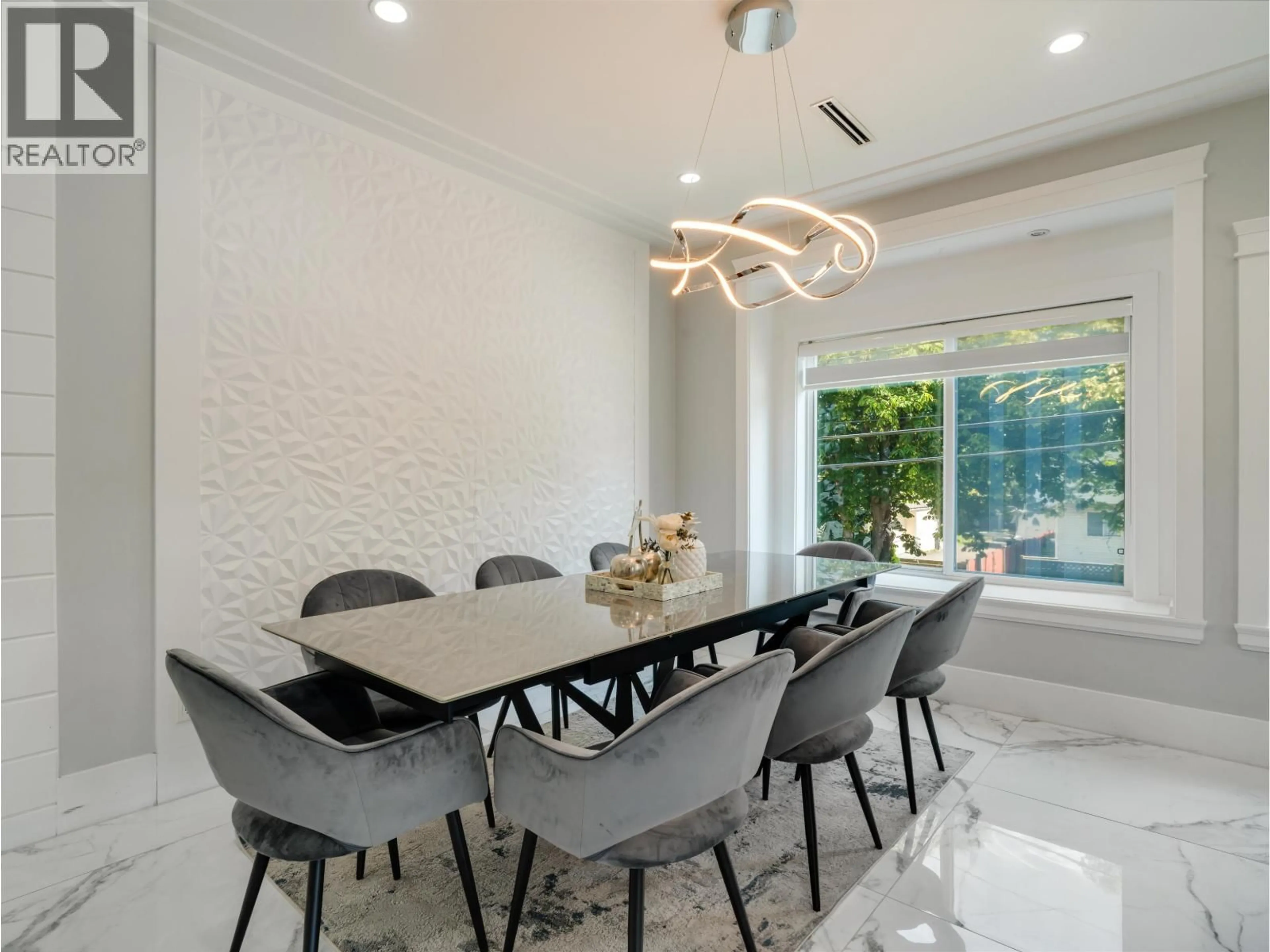 Dining room, ceramic/tile floor for 501 EWEN AVENUE, New Westminster British Columbia V3M5B6