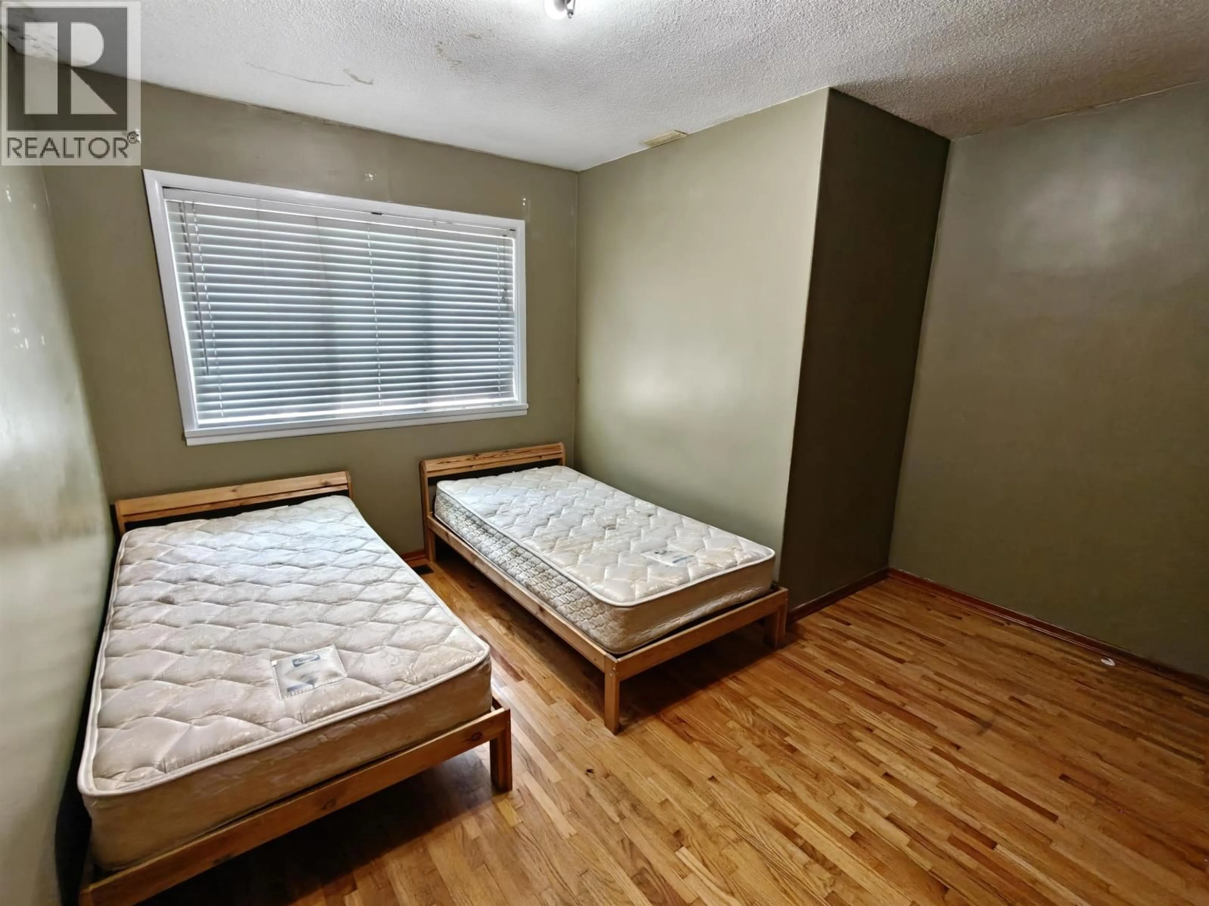A pic of a room for 2503 27TH AVENUE, Vancouver British Columbia V5R1N2