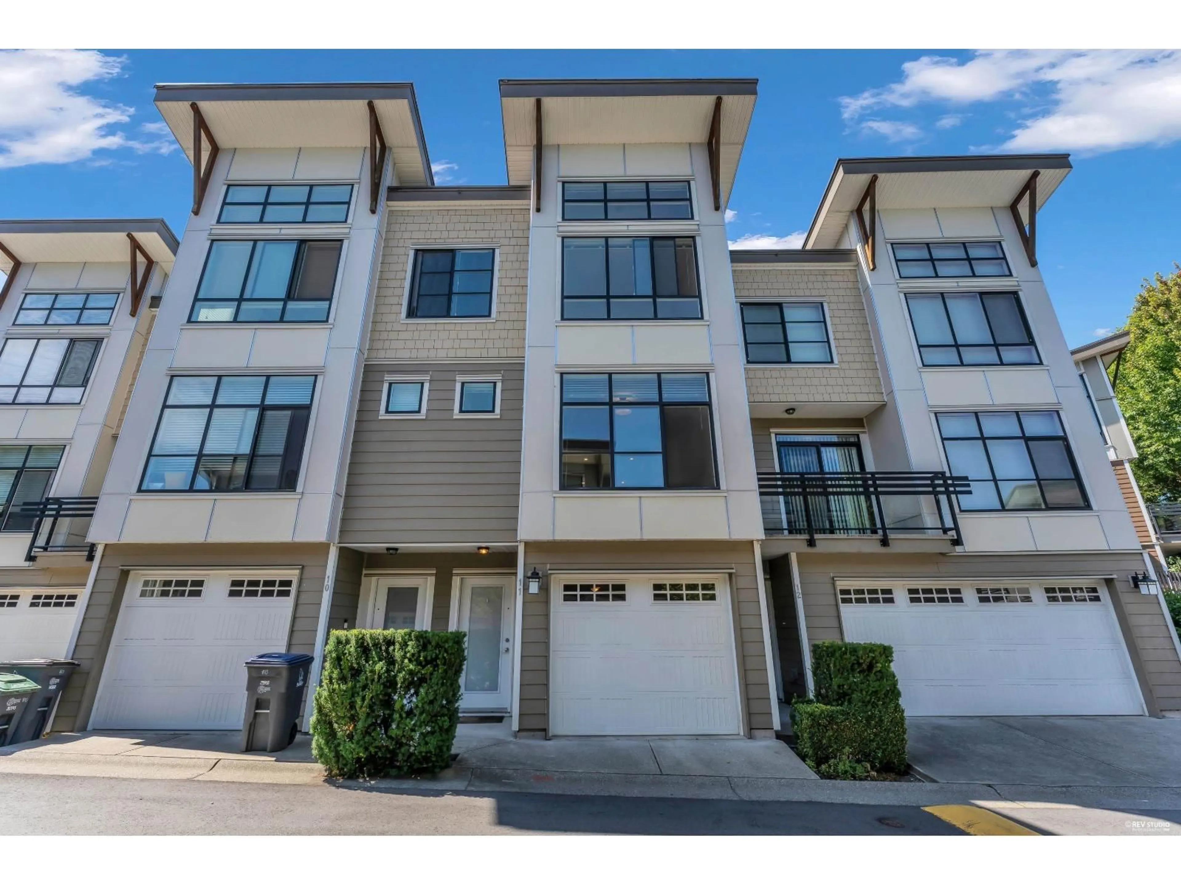 Unknown for 11 - 9989 BARNSTON DRIVE EAST, Surrey British Columbia V4N6N3