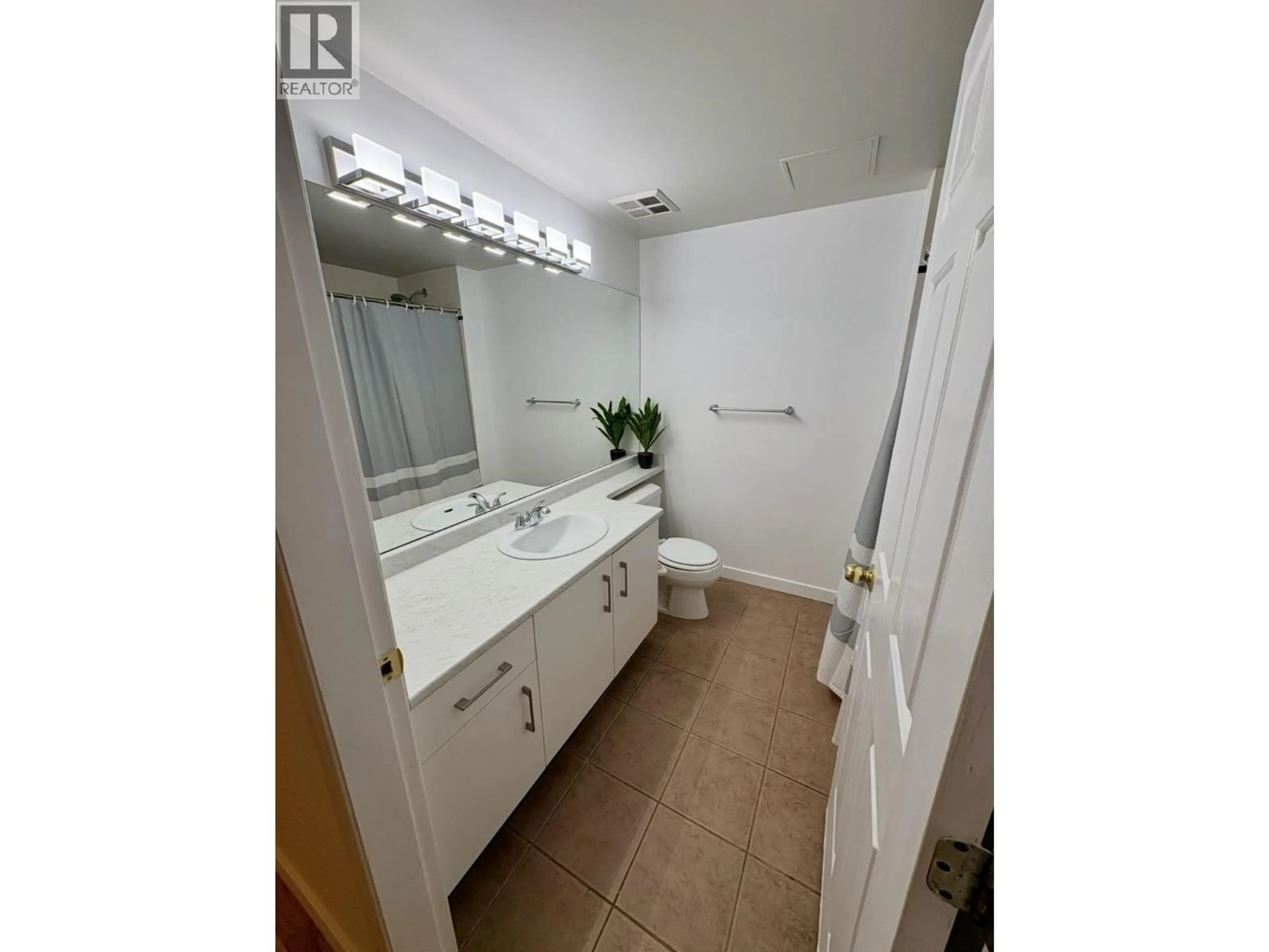 Unknown for 212 - 3600 WINDCREST DRIVE, North Vancouver British Columbia V7G2S5