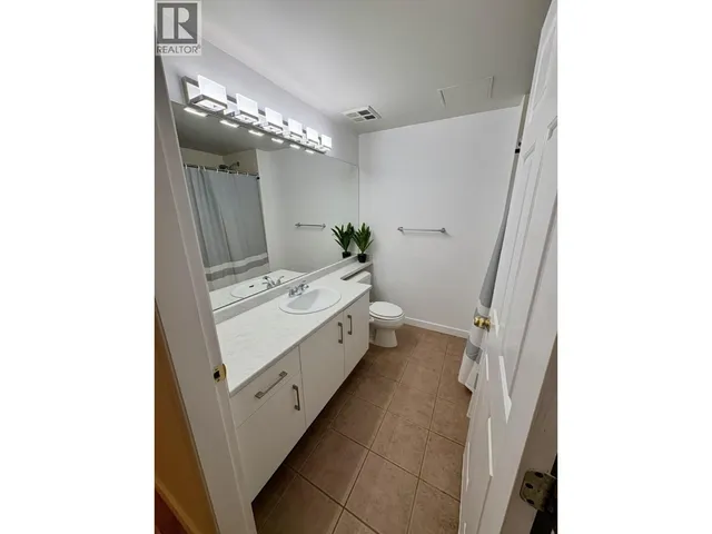 212 - 3600 WINDCREST DRIVE, North Vancouver 4