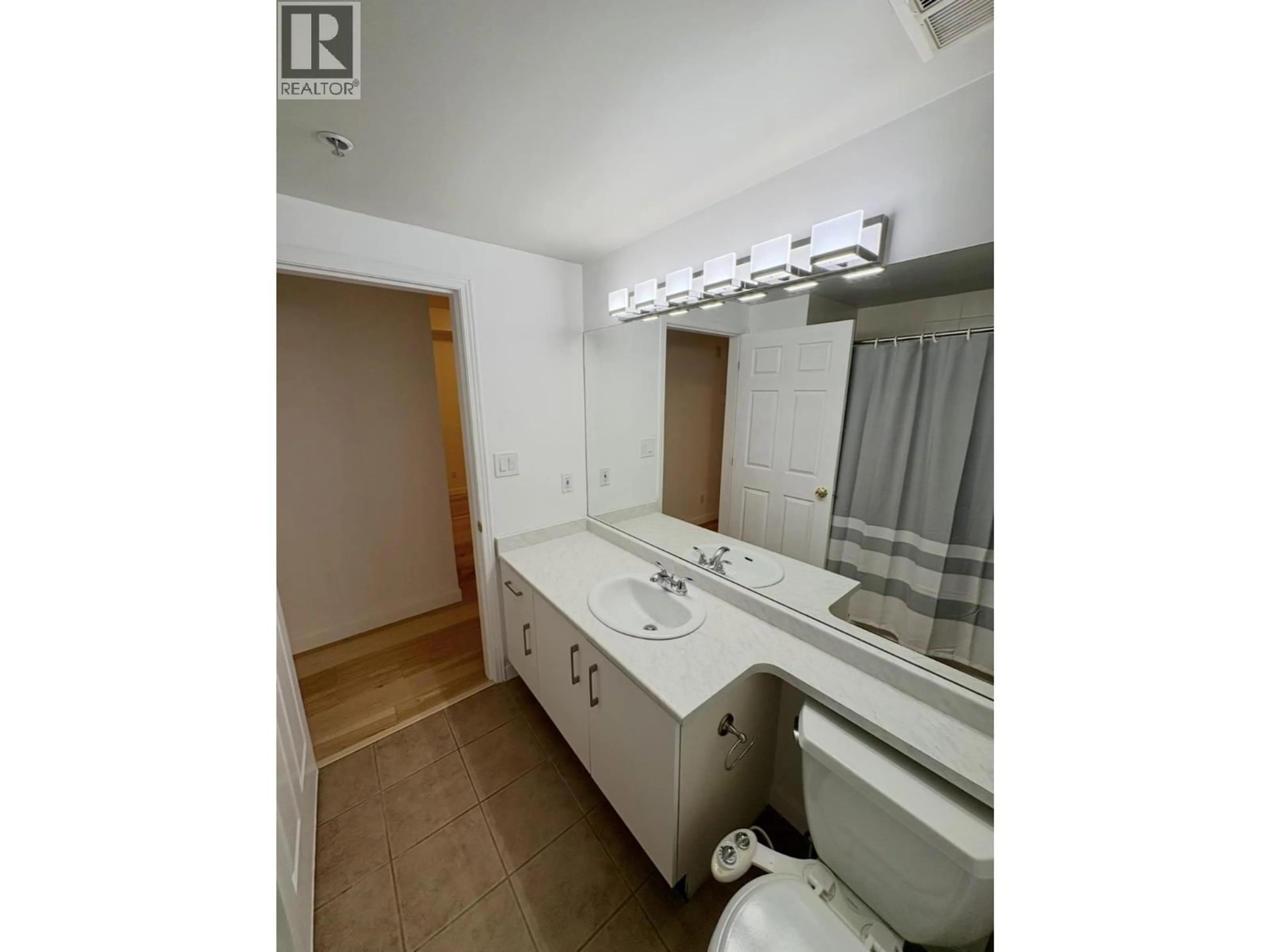 A pic of a room for 212 - 3600 WINDCREST DRIVE, North Vancouver British Columbia V7G2S5