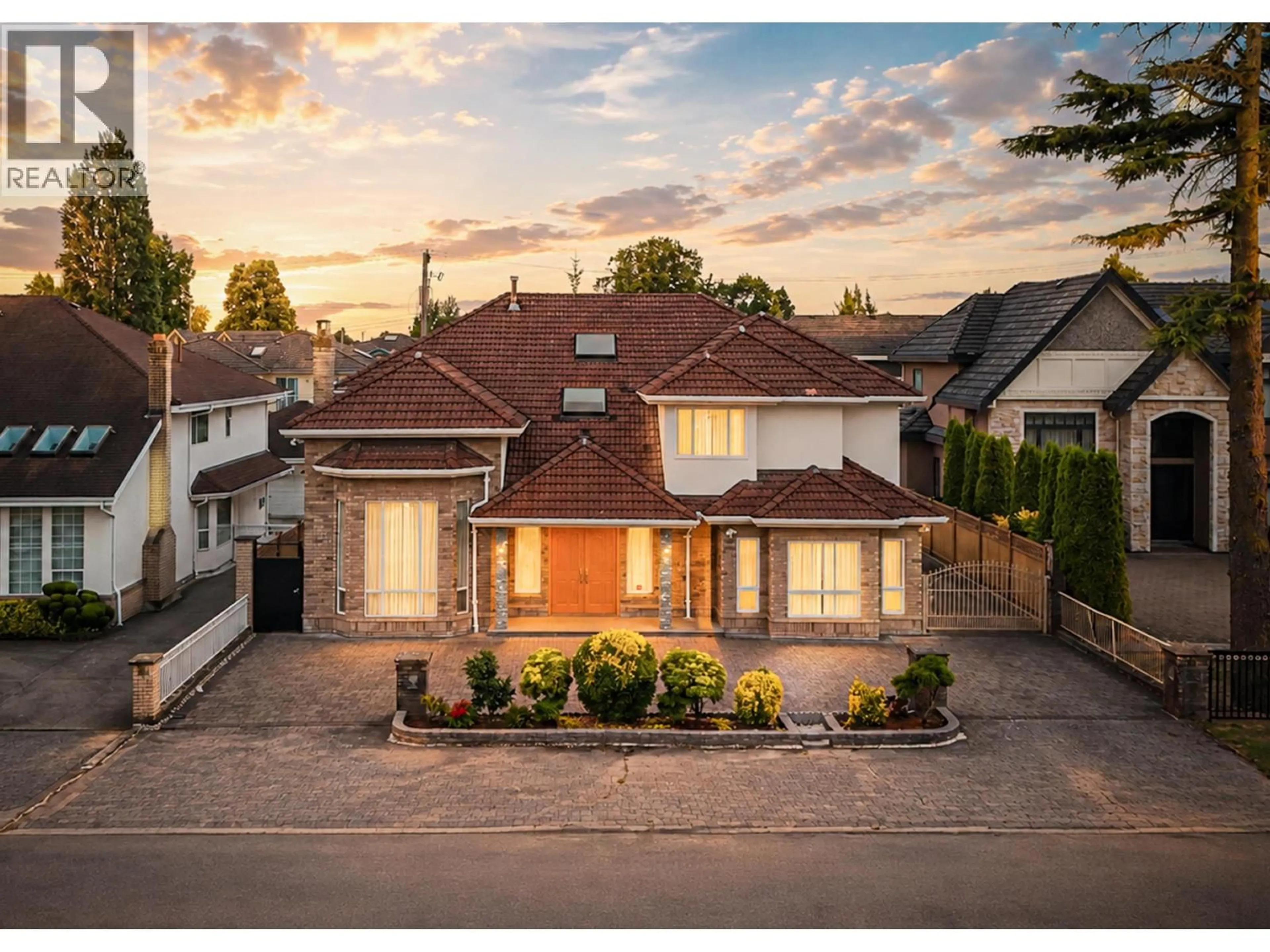 A pic from outside/outdoor area/front of a property/back of a property/a pic from drone, street for 7640 BROADMOOR BOULEVARD, Richmond British Columbia V7A1A7