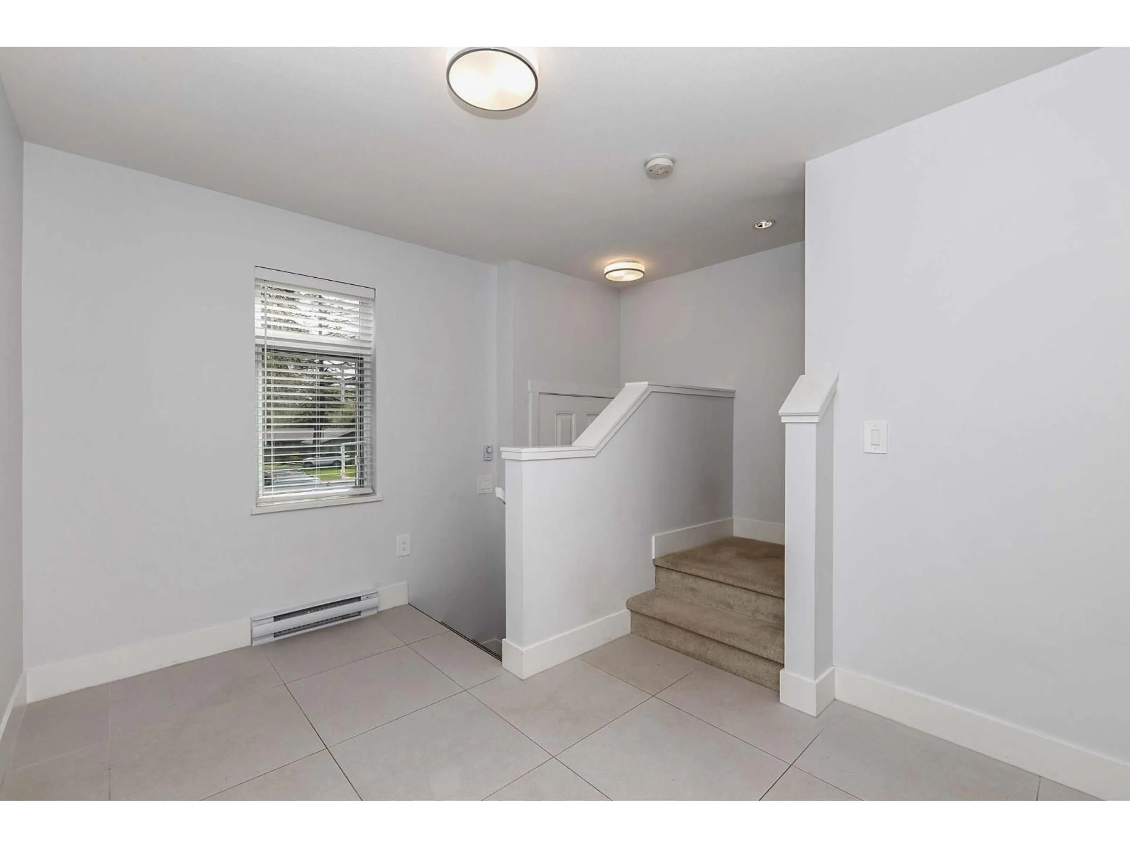 Unknown for 31 - 2070 OAK MEADOWS DRIVE, Surrey British Columbia V3Z1J1