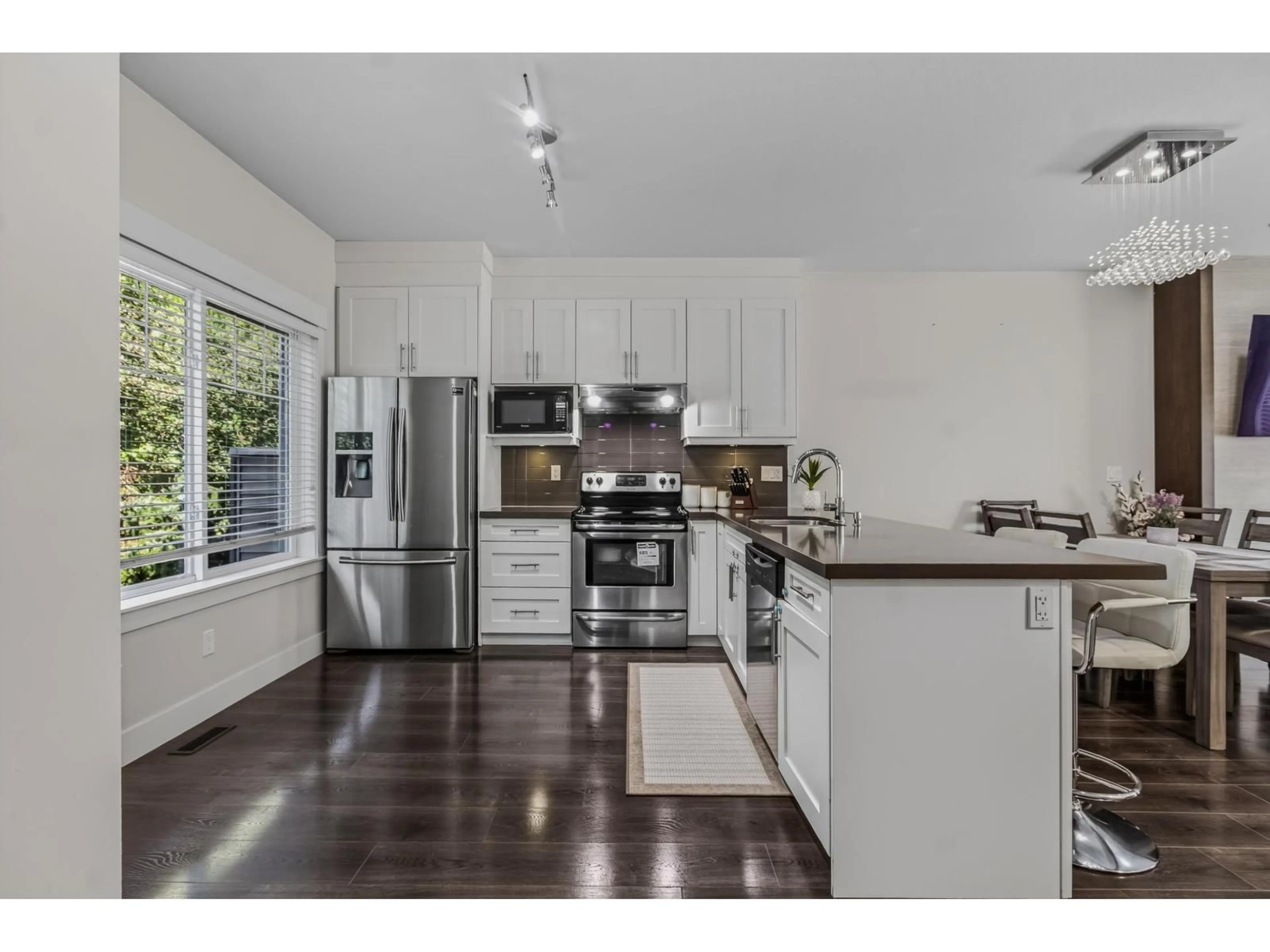 Open concept kitchen, unknown for 31 - 6971 122 STREET, Surrey British Columbia V3W1B6