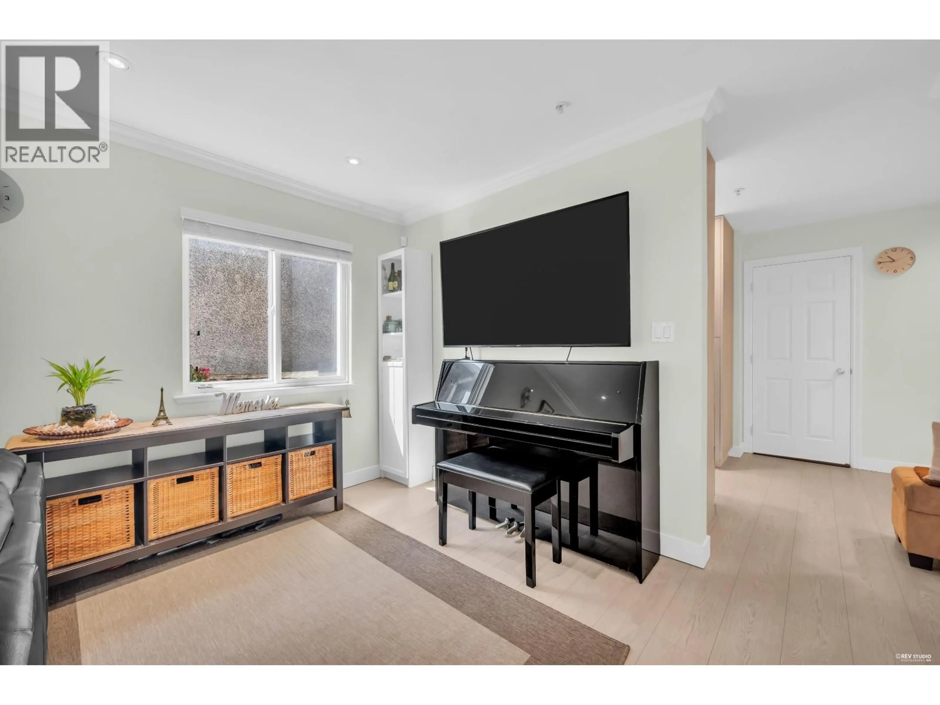 Unknown for 6925 MAIN STREET, Vancouver British Columbia V5X3H6