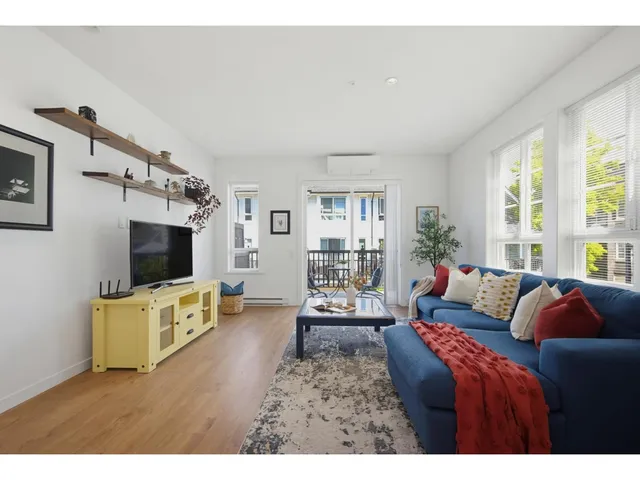 23 - 8476 207A STREET, Langley 5