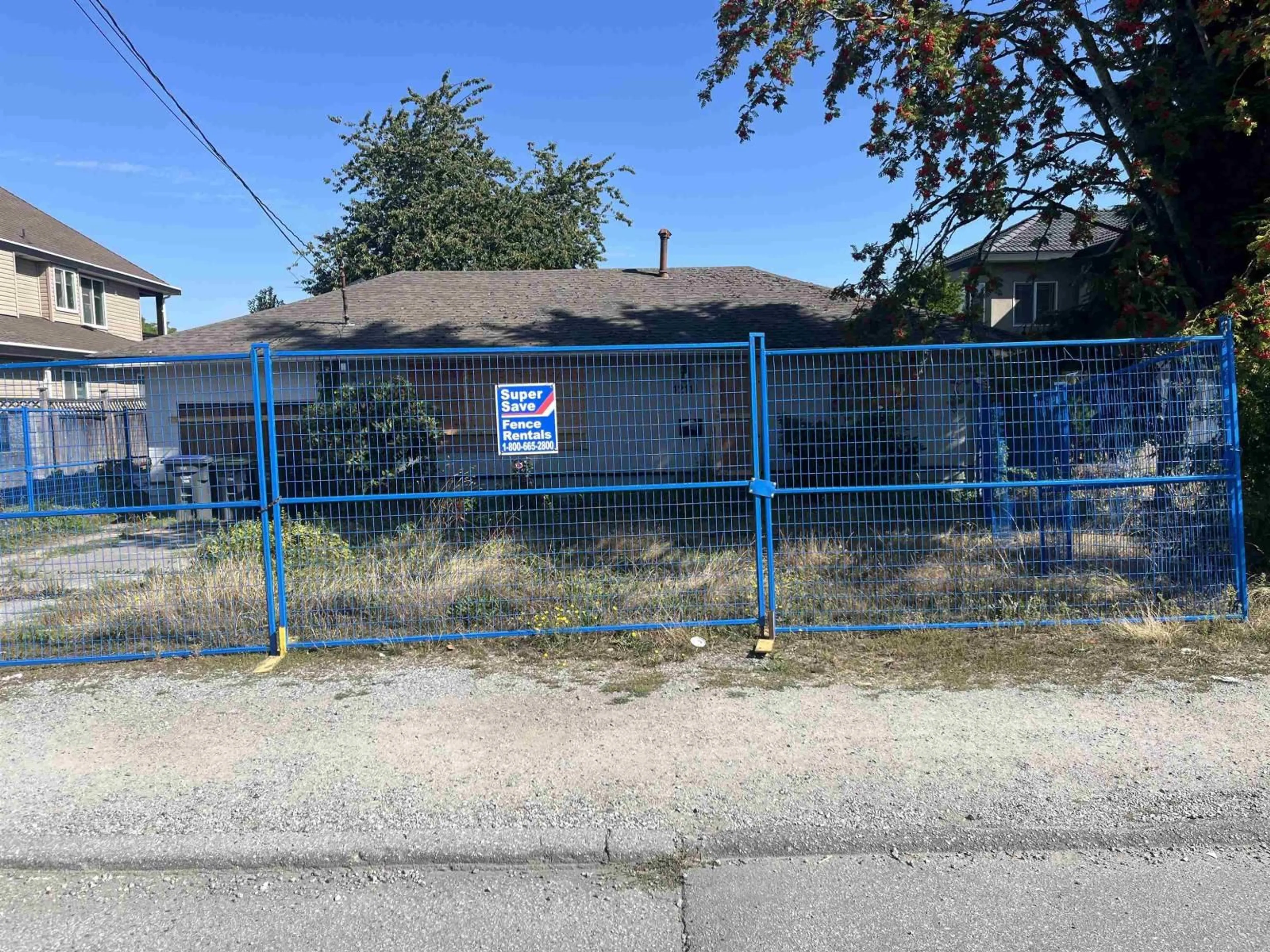 Unknown for 12111 84 AVENUE, Surrey British Columbia V3W3G4
