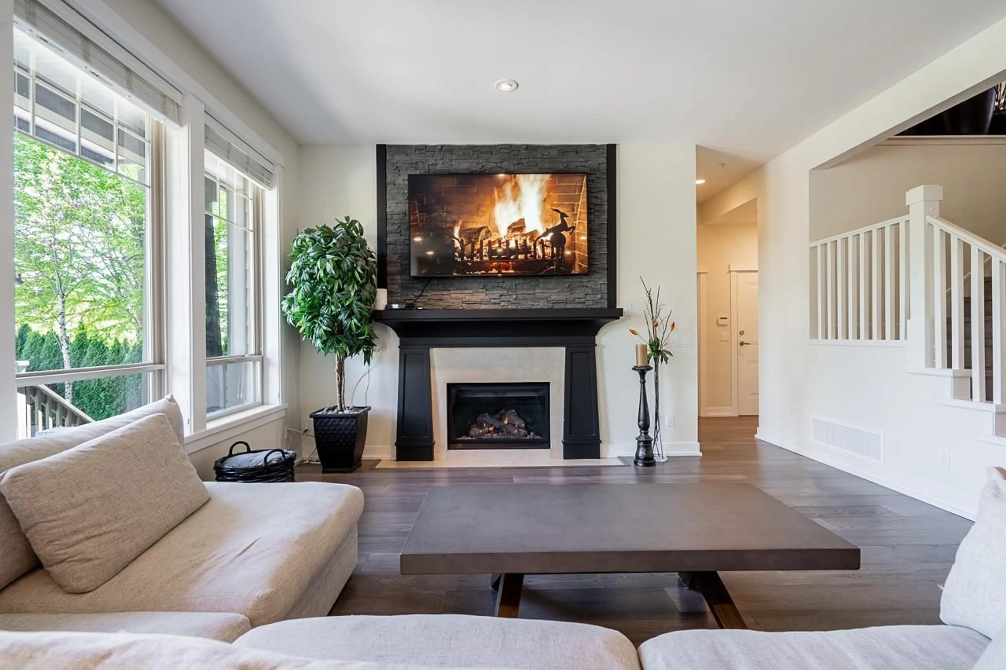 Living room with furniture, unknown for 23165 MUENCH TRAIL, Langley British Columbia V1M4G1
