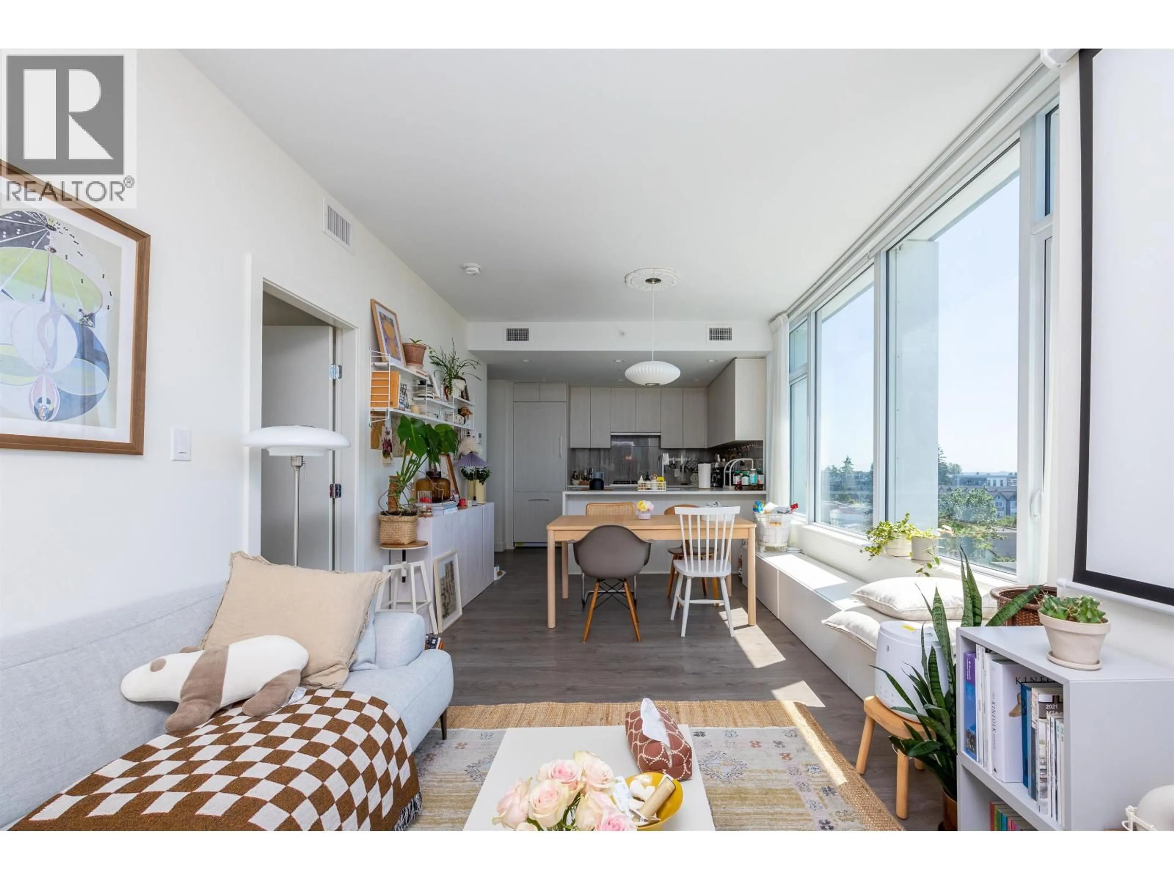 Unknown for 605 - 5051 IMPERIAL STREET, Burnaby British Columbia V5J0J3