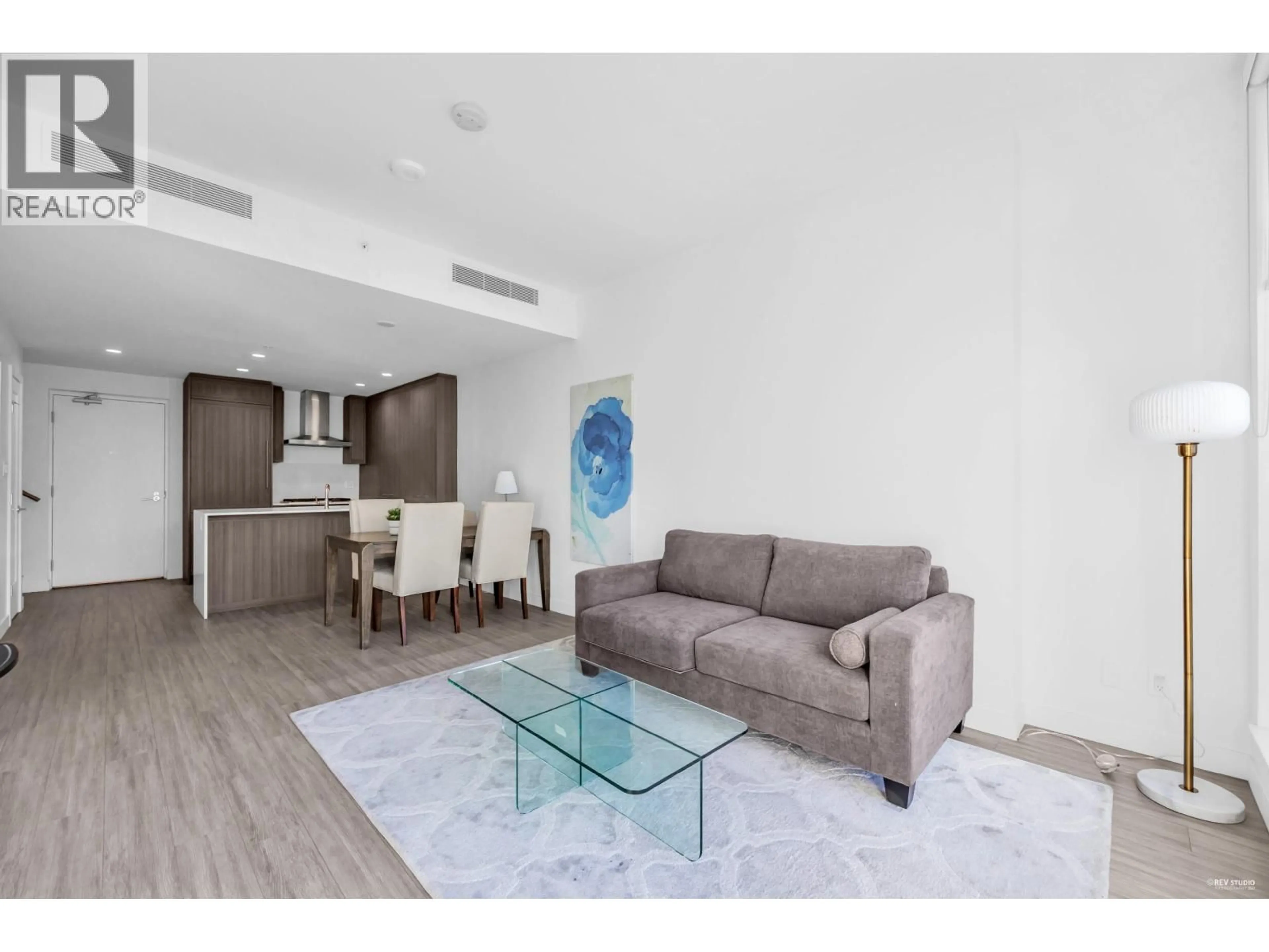 Living room with furniture, unknown for TH302 - 2351 BETA AVENUE, Burnaby British Columbia V5C0M2