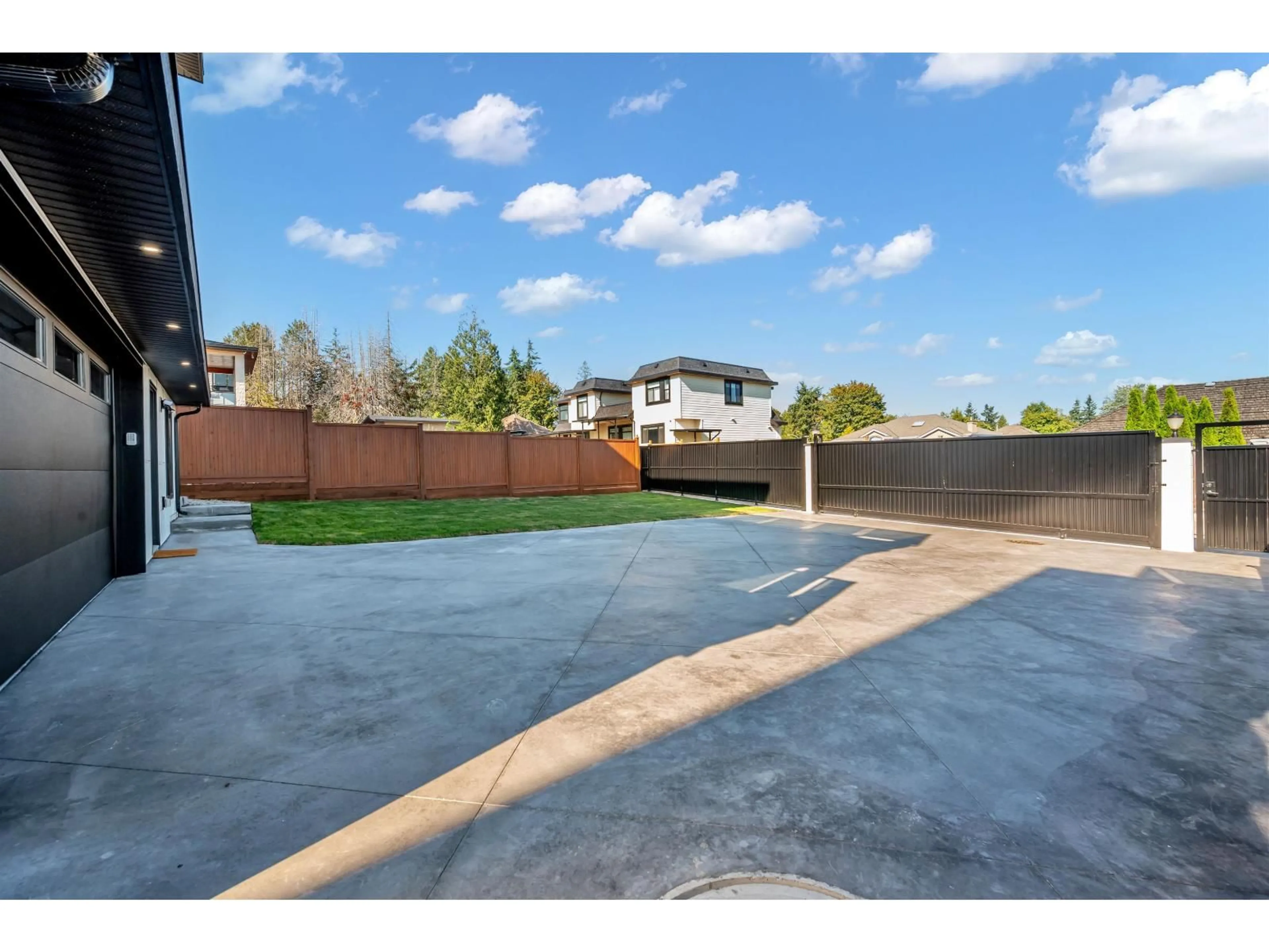 Patio, street for 5718 144 STREET, Surrey British Columbia V3X1A7