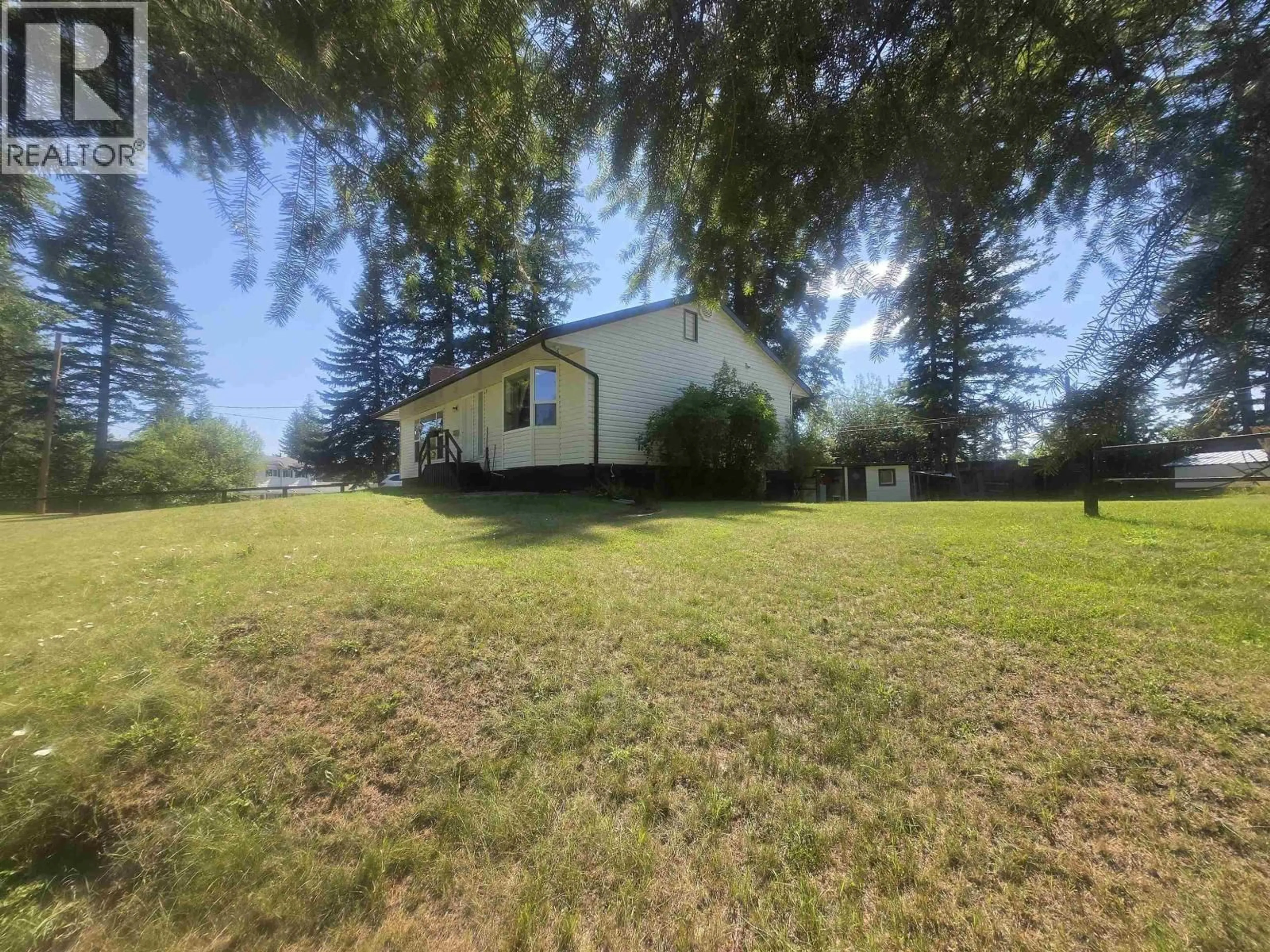 A pic from outside/outdoor area/front of a property/back of a property/a pic from drone, unknown for 777 CALLANAN STREET, Quesnel British Columbia V2J2V5