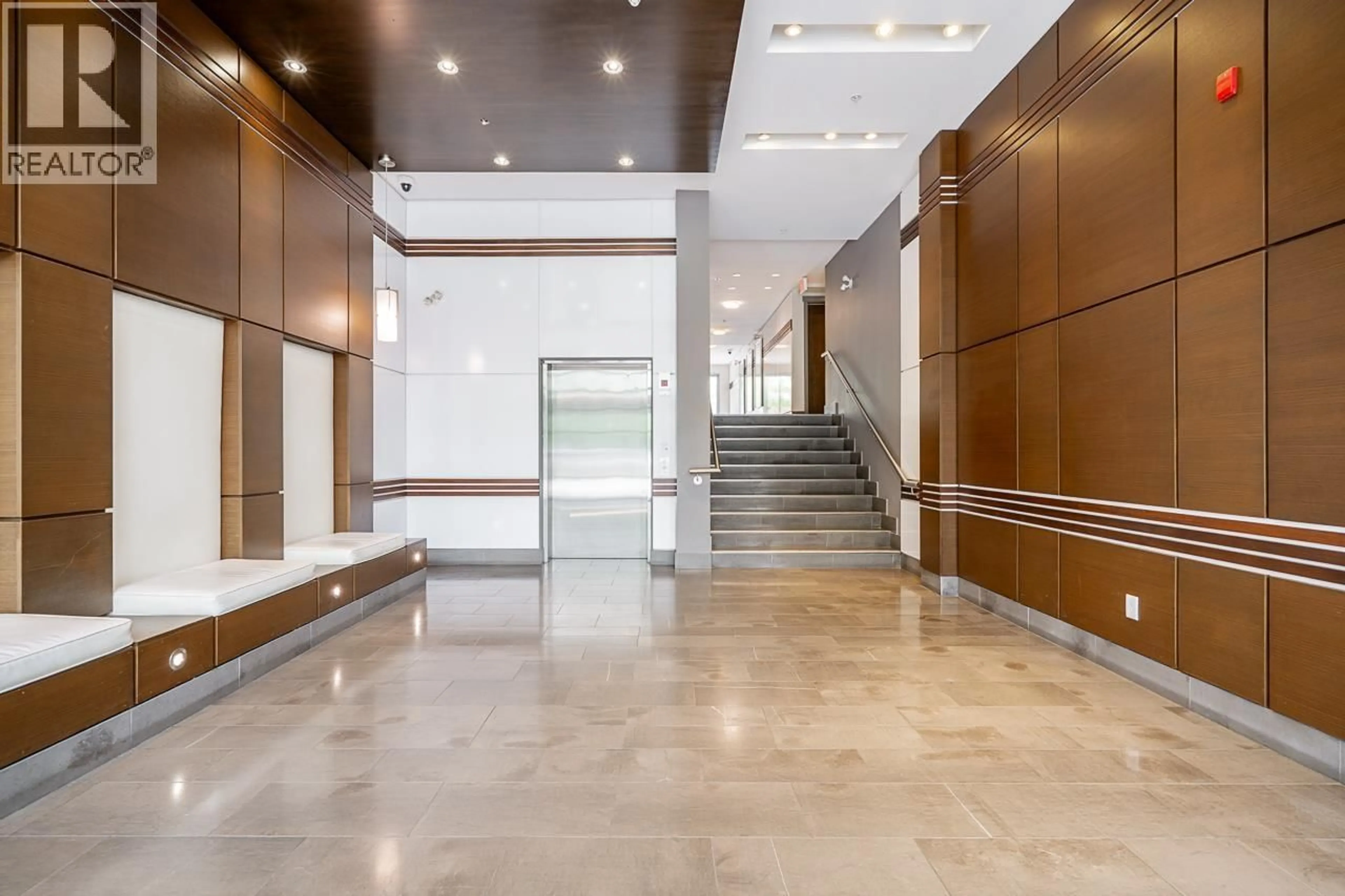 Lobby for 205 - 9500 ODLIN ROAD, Richmond British Columbia V6X0H5