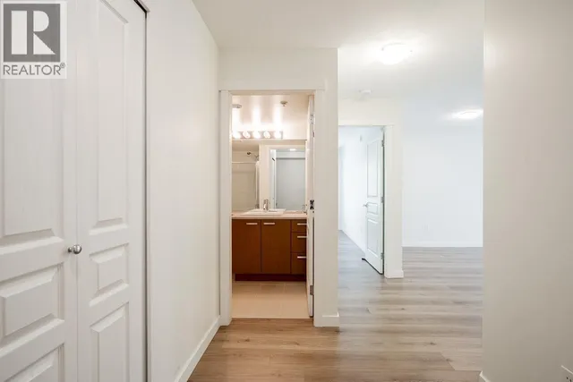205 - 9500 ODLIN ROAD, Richmond 3