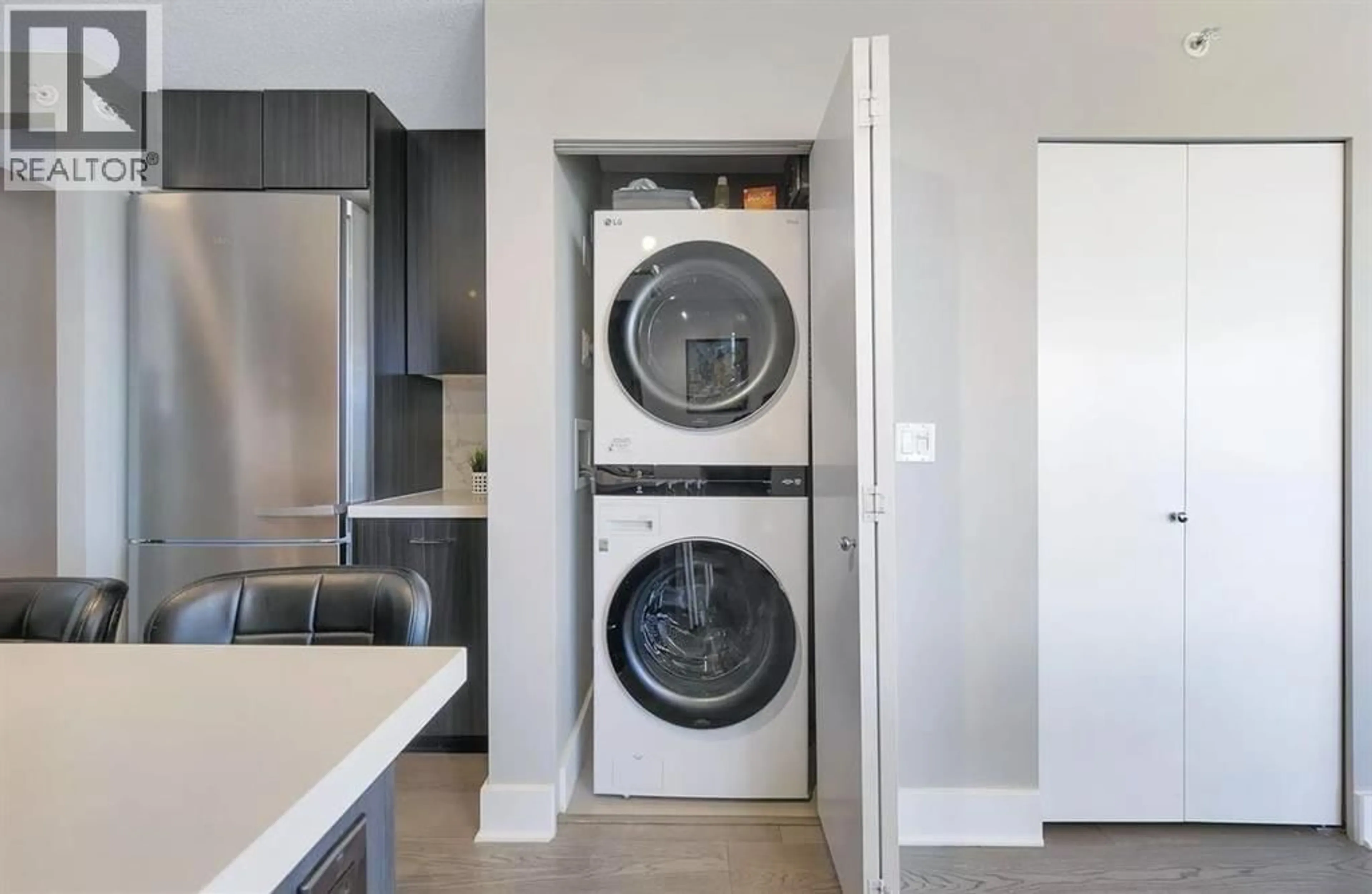 Laundry room for 2301 - 4189 HALIFAX STREET, Burnaby British Columbia V5C0H9