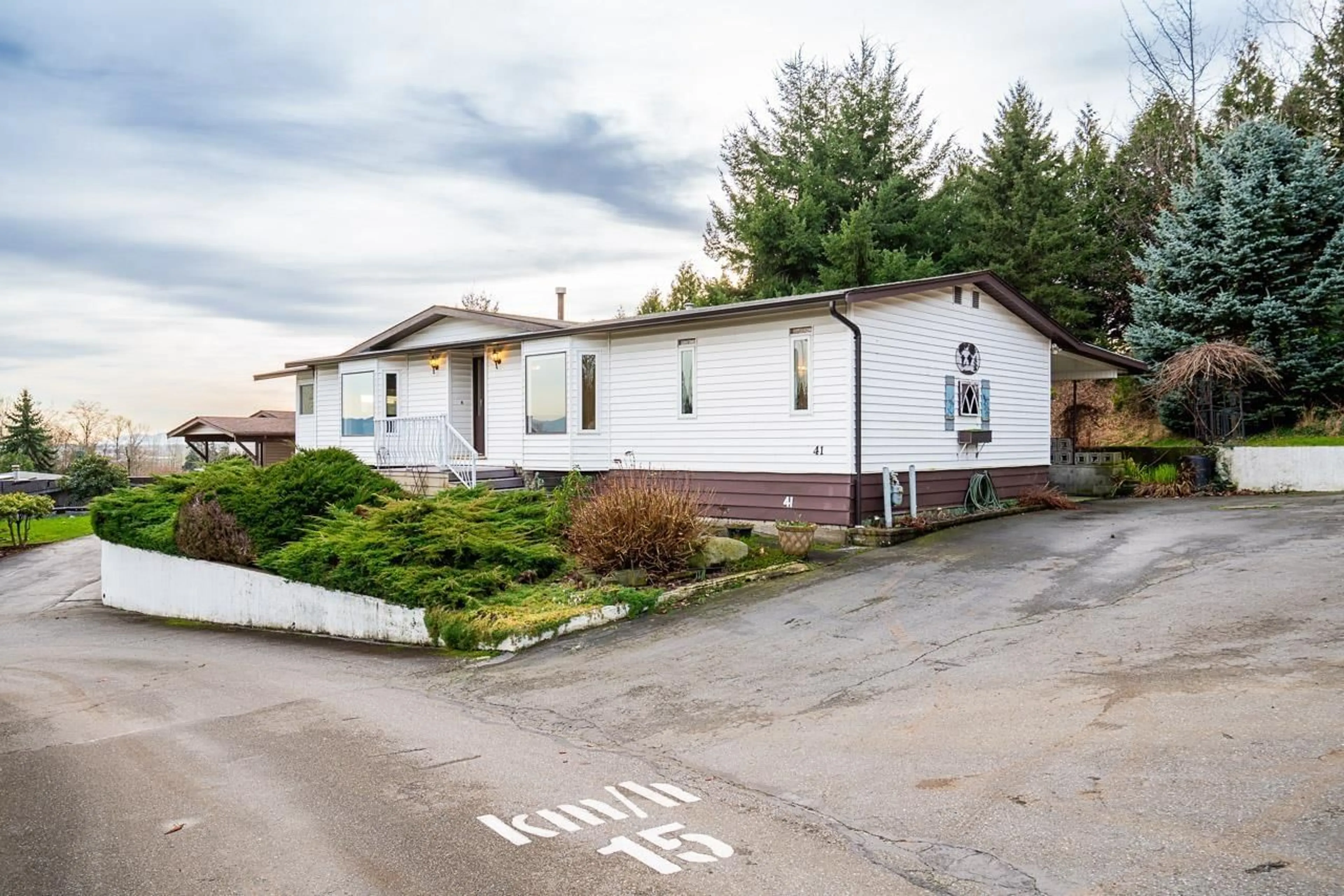 Unknown for 41 - 27111 0 AVENUE, Langley British Columbia V4W2T1