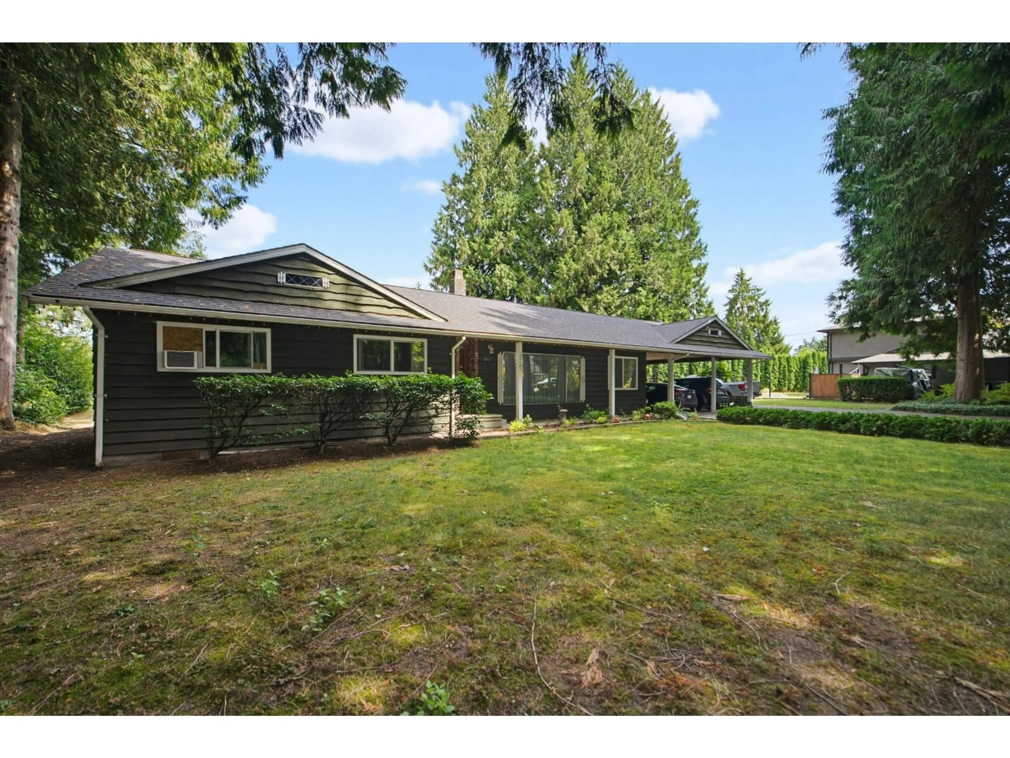 A pic from outside/outdoor area/front of a property/back of a property/a pic from drone, unknown for 20441 94B AVENUE, Langley British Columbia V1M1Y9