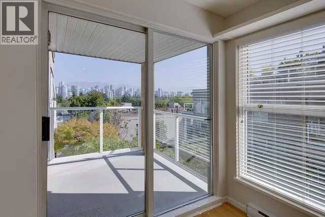 204 - 943 8TH AVENUE, Vancouver 4