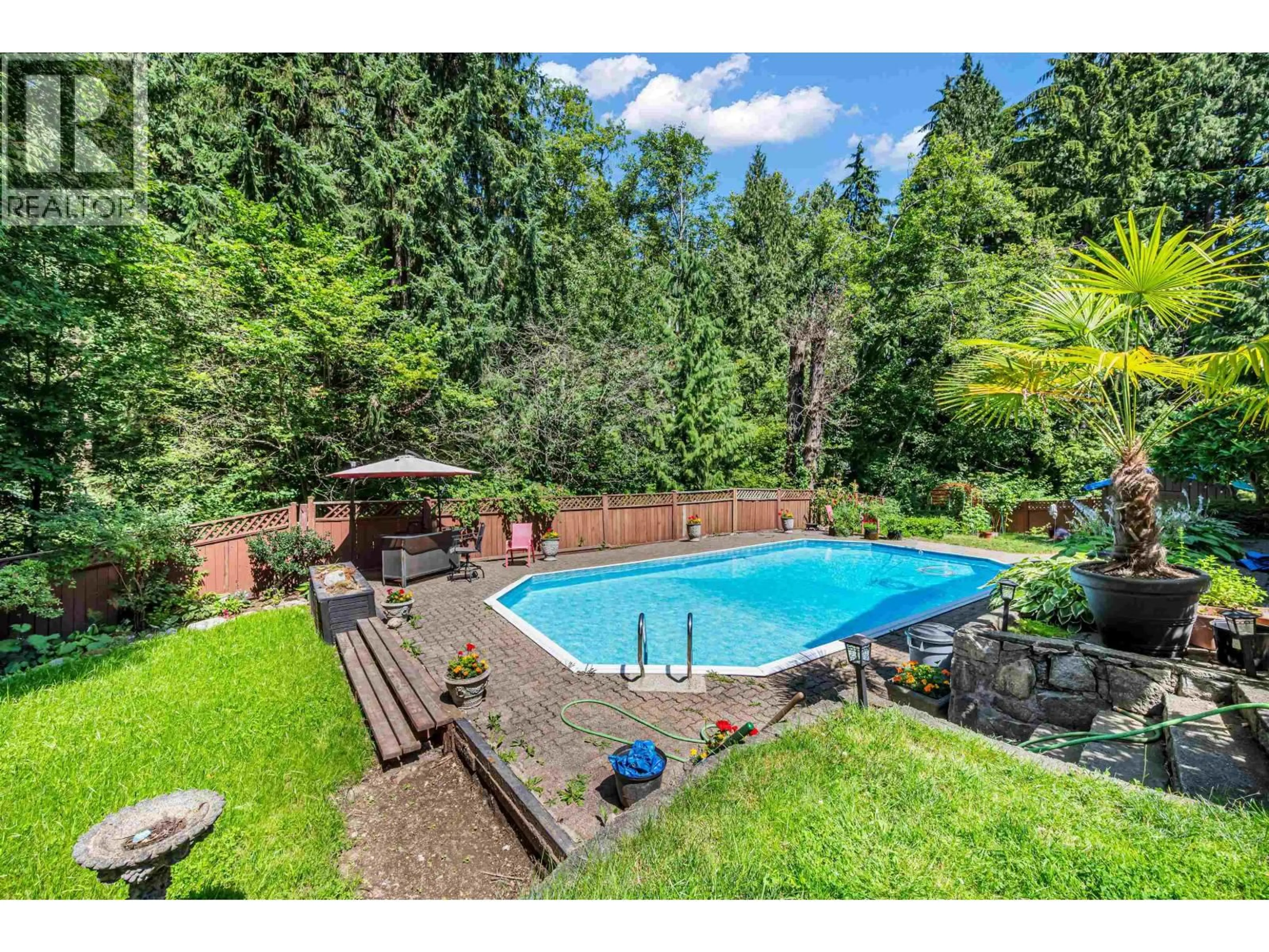 Pool for 3255 MILTON AVENUE, North Vancouver British Columbia V7K2B3