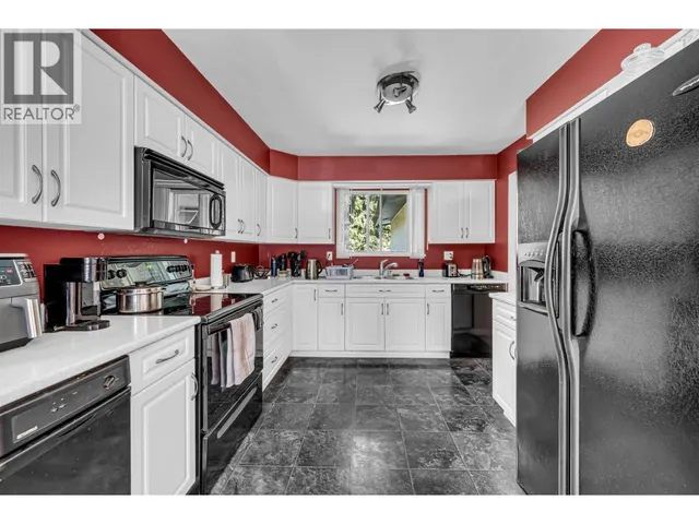 3255 MILTON AVENUE, North Vancouver 5
