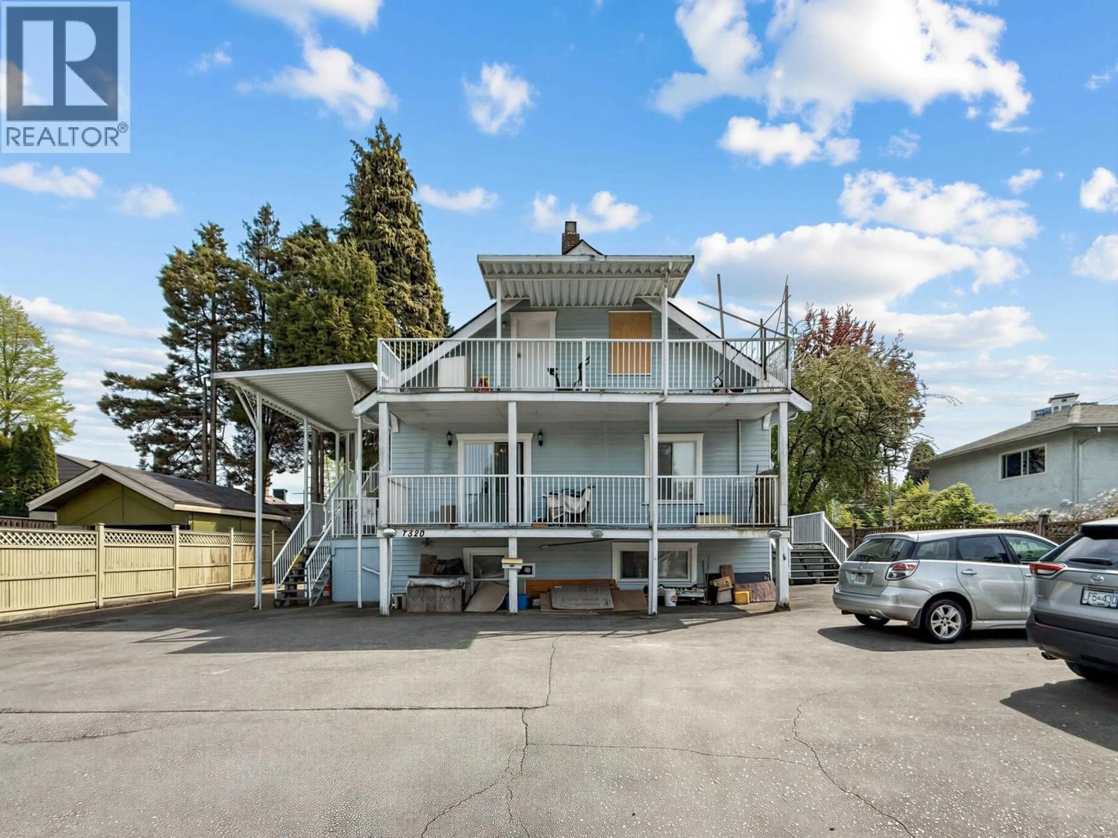 Unknown for 7320 IMPERIAL STREET, Burnaby British Columbia V5E1N7