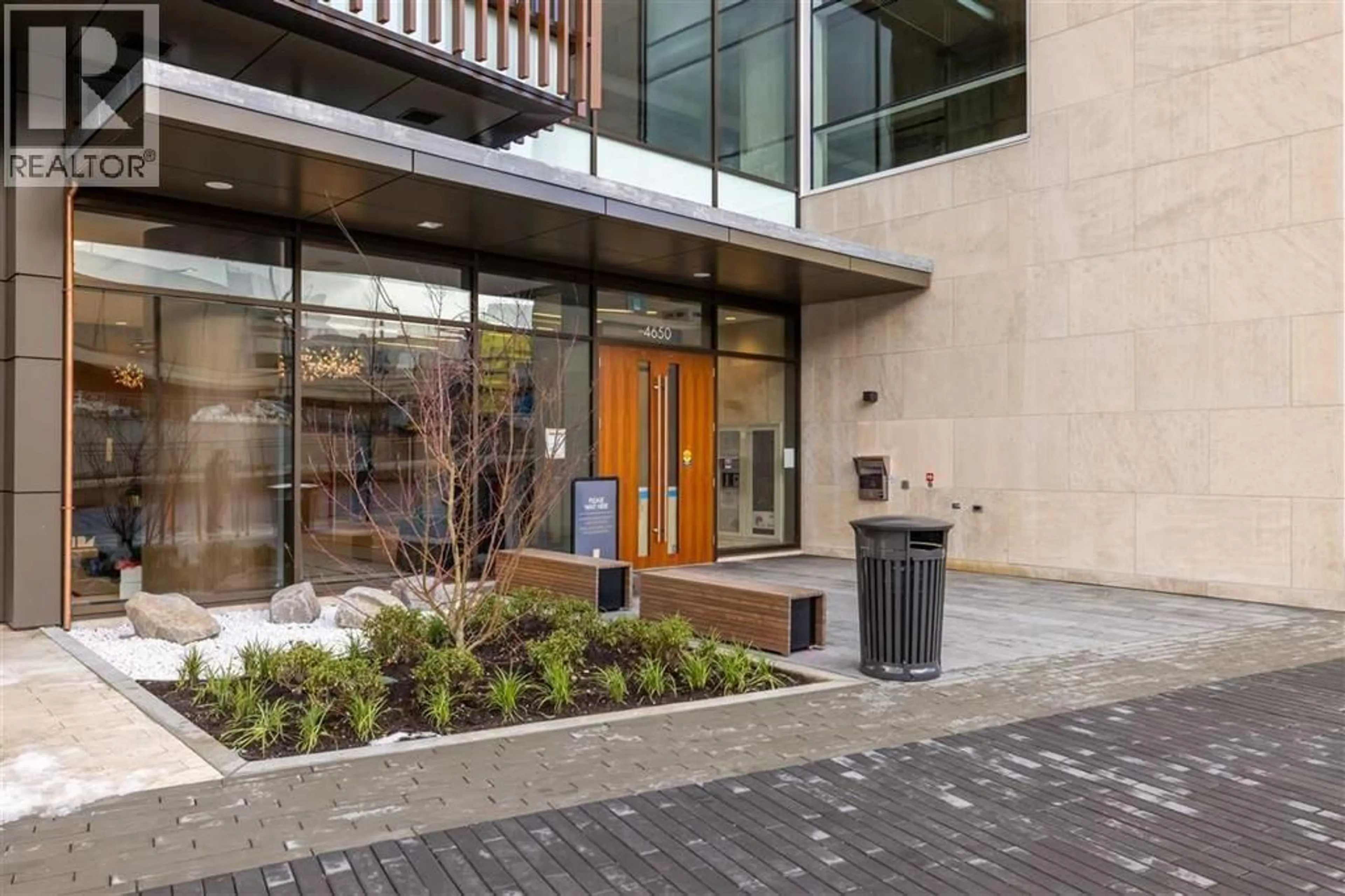 Indoor foyer for 2502 - 4650 BRENTWOOD BOULEVARD, Burnaby British Columbia V5C0M3