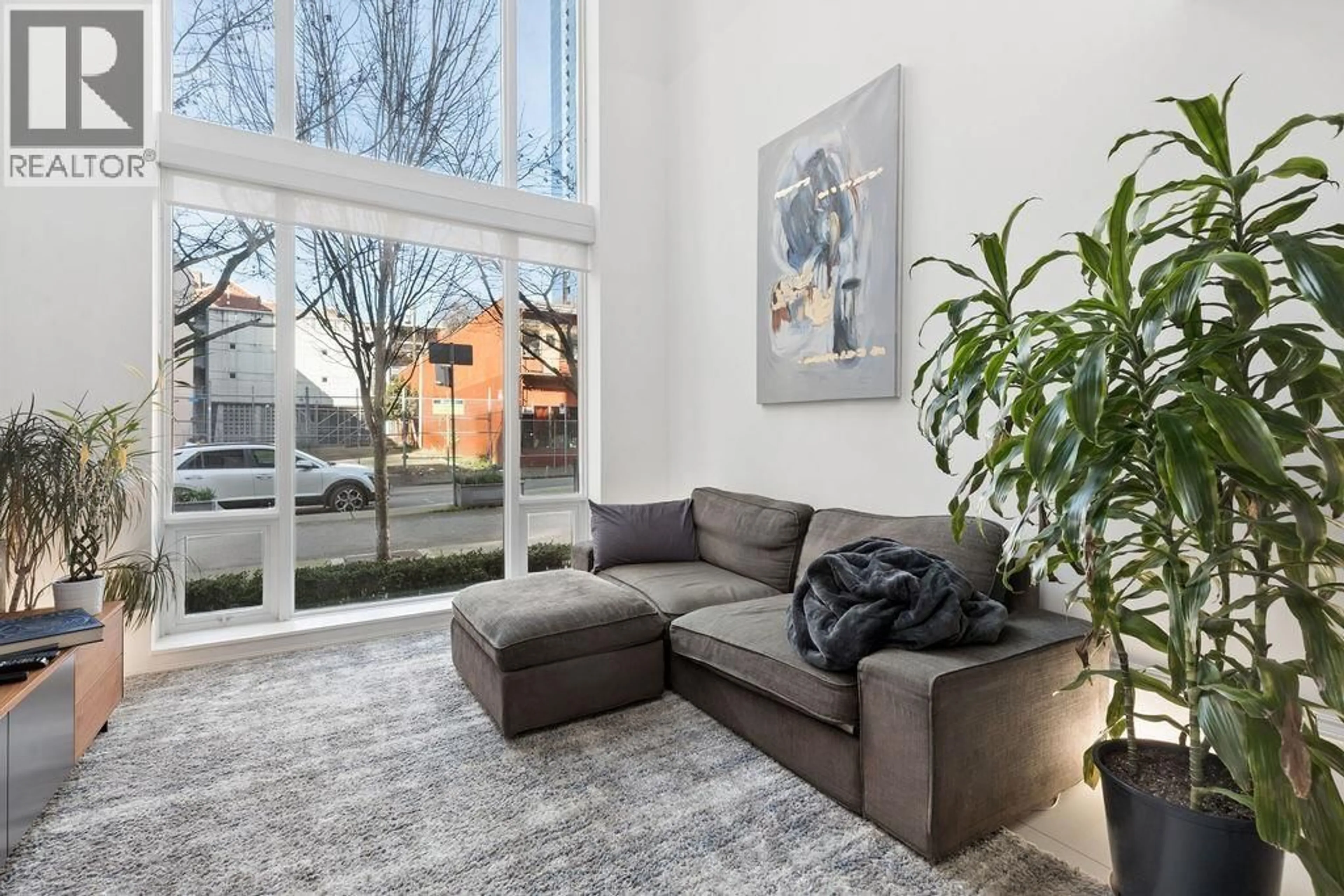 Living room with furniture, unknown for 1106 HORNBY STREET, Vancouver British Columbia V6Z1V8