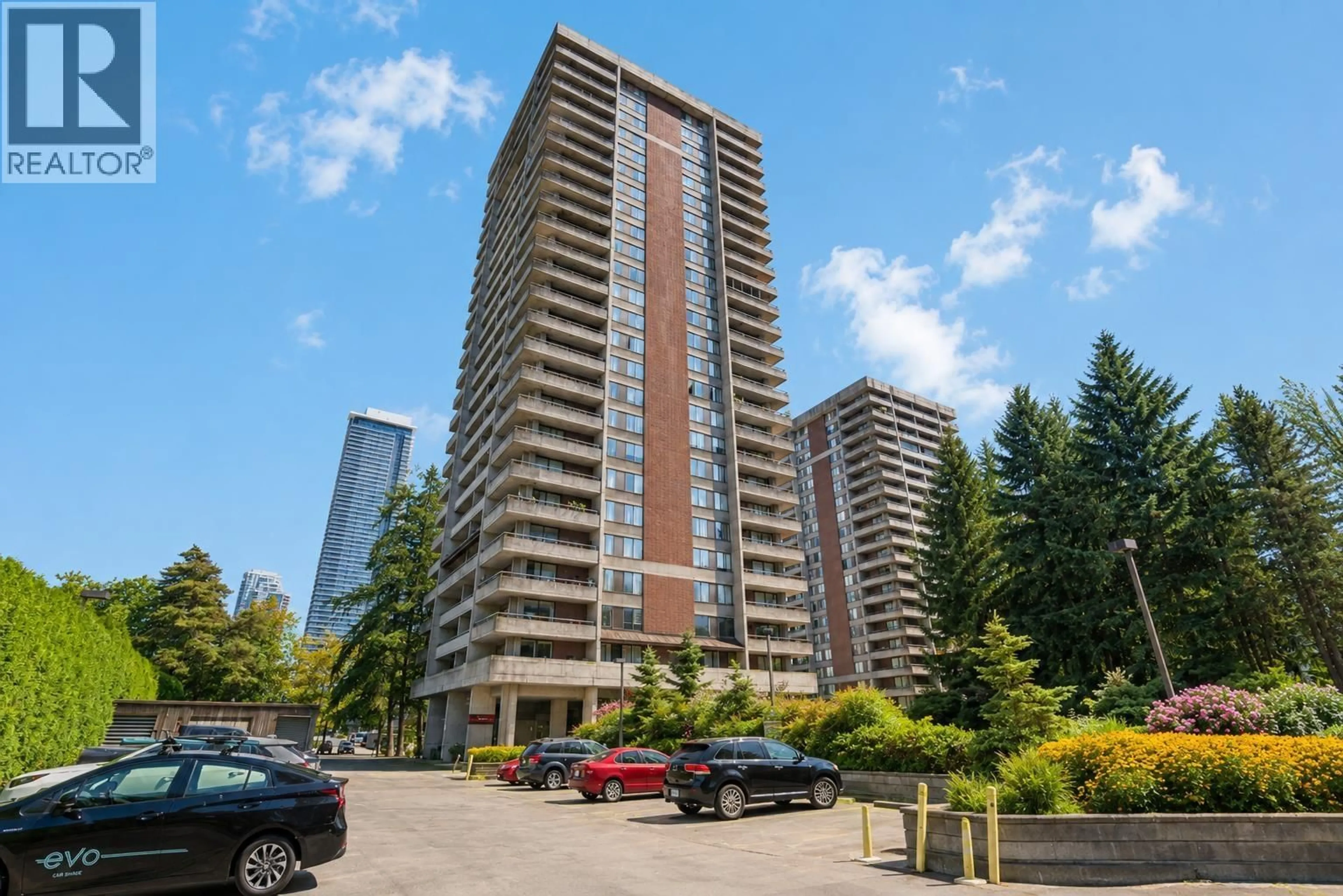 Unknown for 1701 - 3755 BARTLETT COURT, Burnaby British Columbia V3J7G7