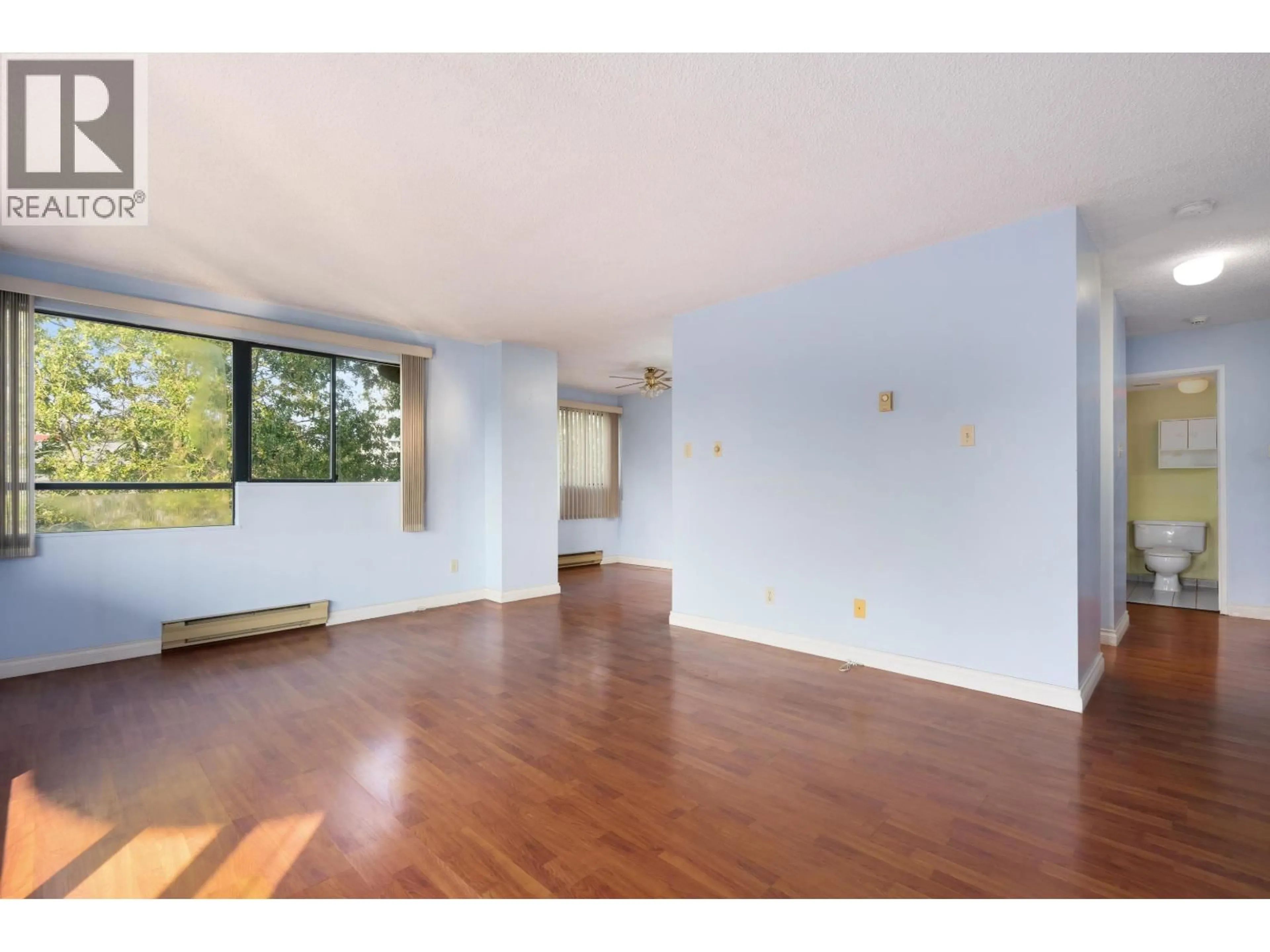 A pic of a room for 702 - 1026 QUEENS AVENUE, New Westminster British Columbia V3M6B2