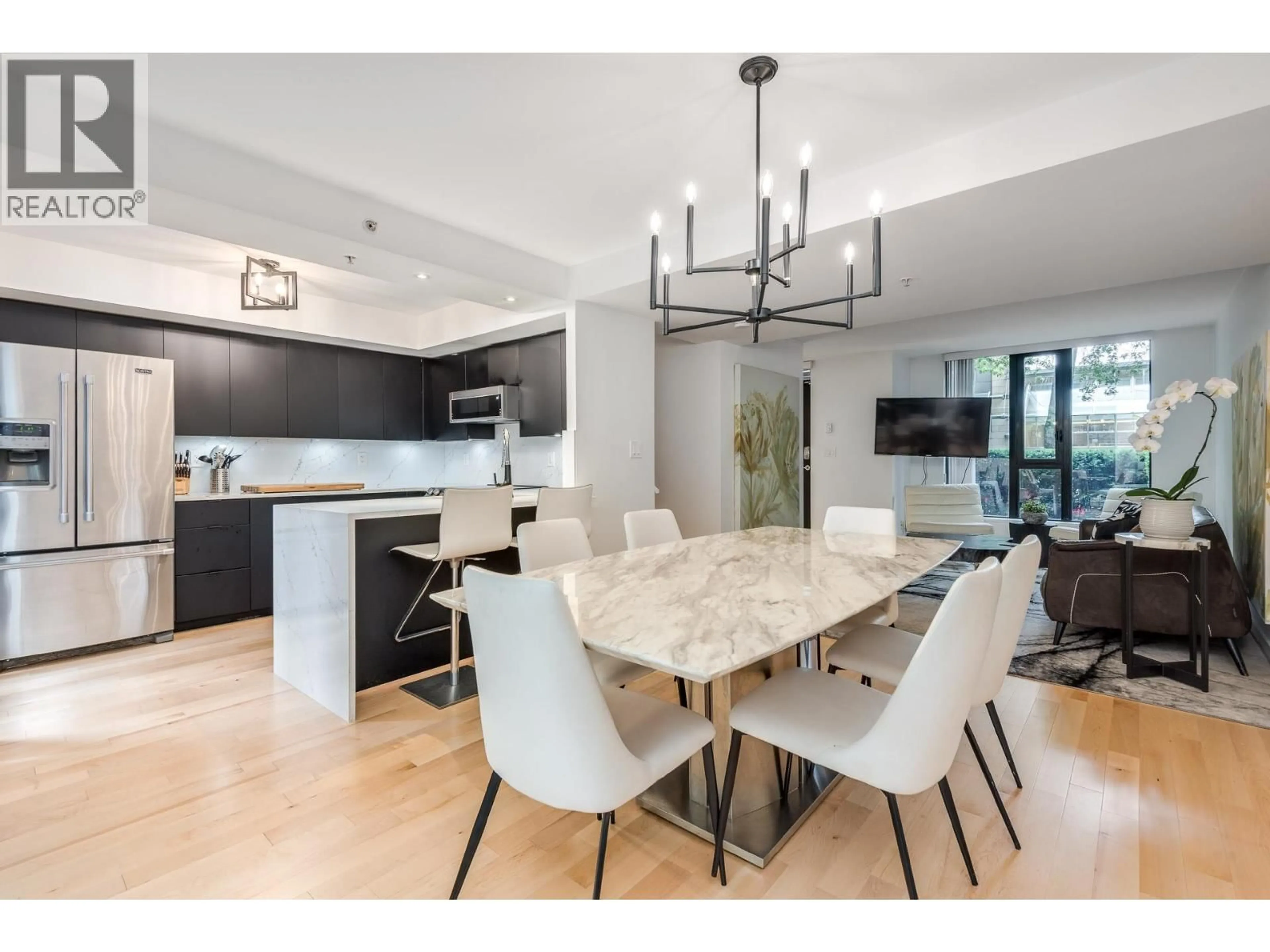 Open concept kitchen, ceramic/tile floor for 973 MAINLAND STREET, Vancouver British Columbia V6B1T2