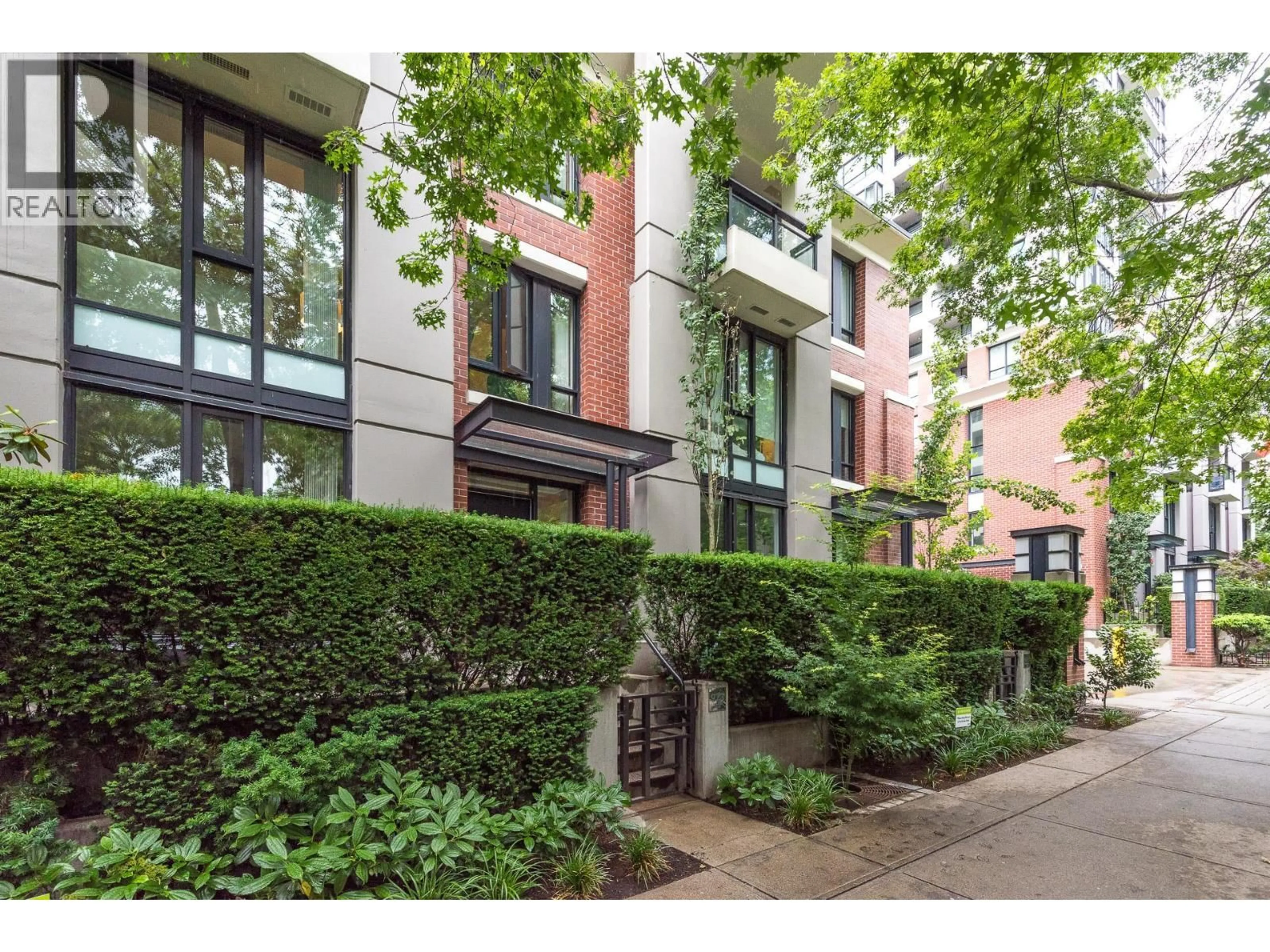 Unknown for 973 MAINLAND STREET, Vancouver British Columbia V6B1T2