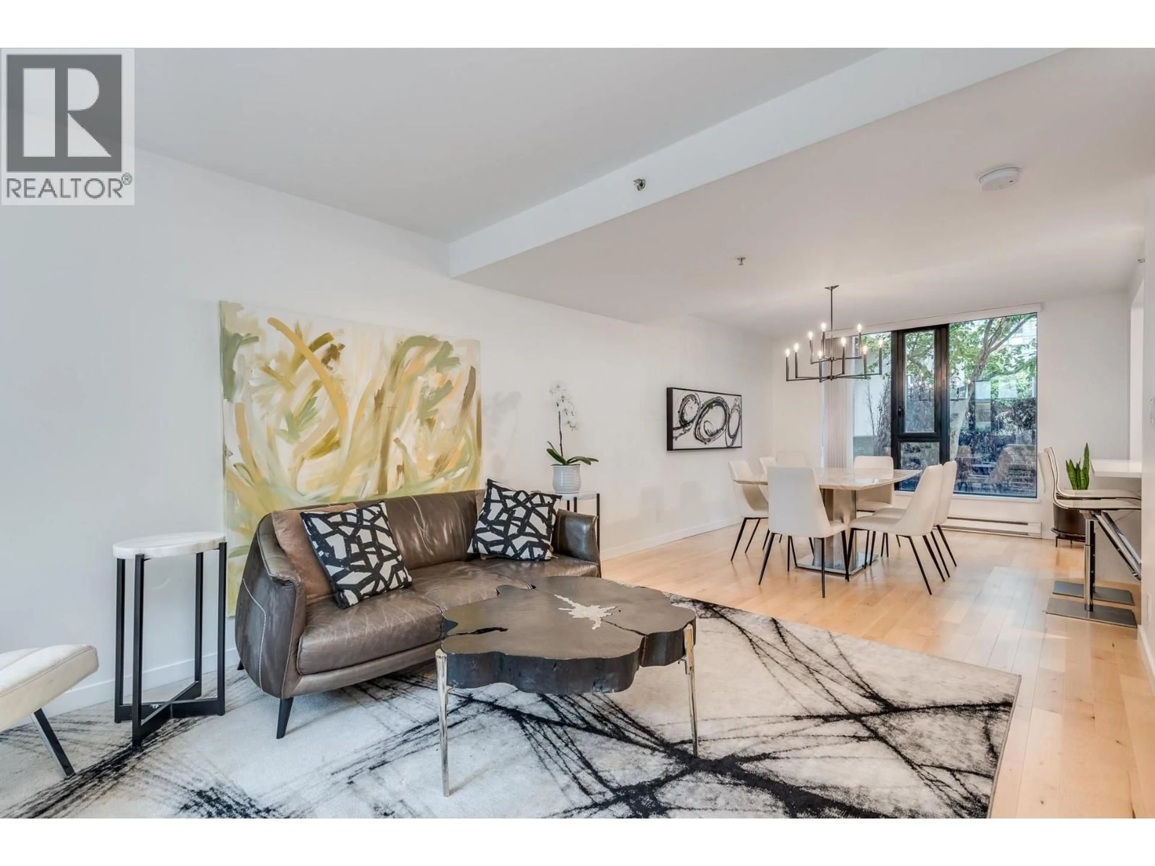 Living room with furniture, unknown for 973 MAINLAND STREET, Vancouver British Columbia V6B1T2