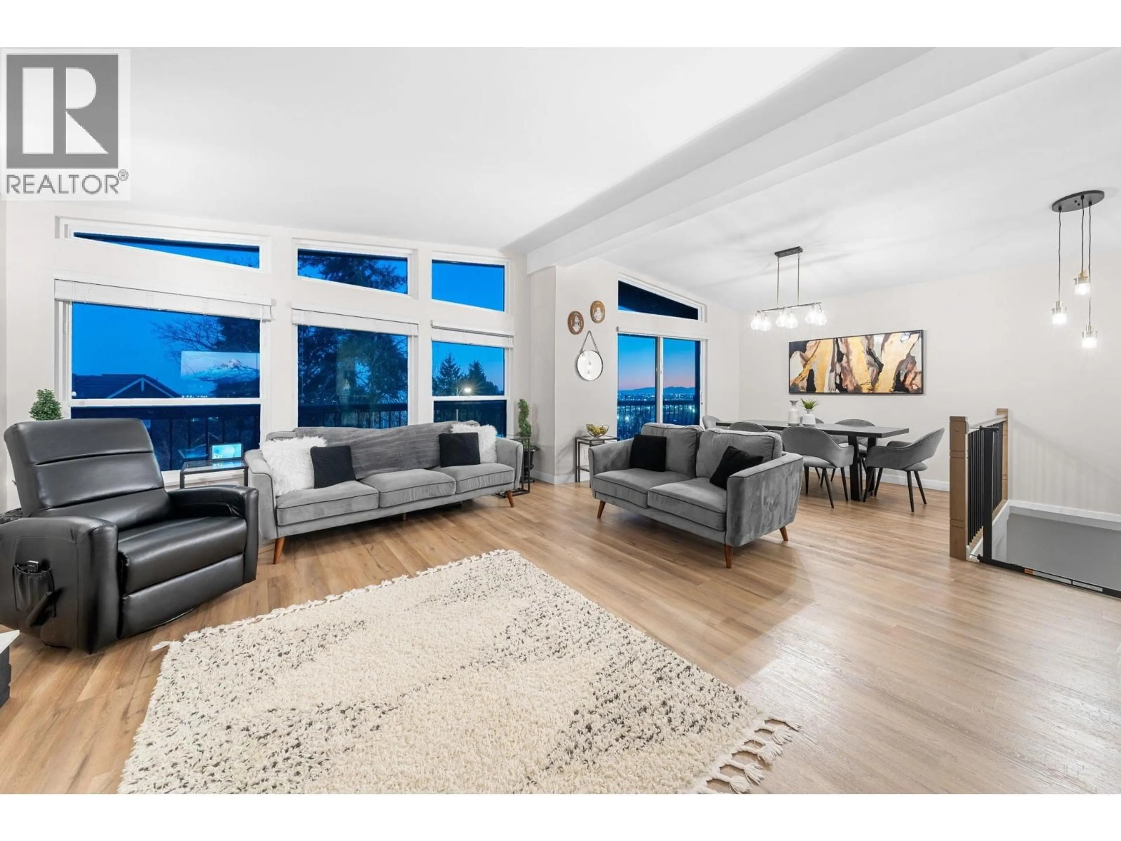 Living room with furniture, unknown for 2131 FRASERVIEW DRIVE, Vancouver British Columbia V5P2N2
