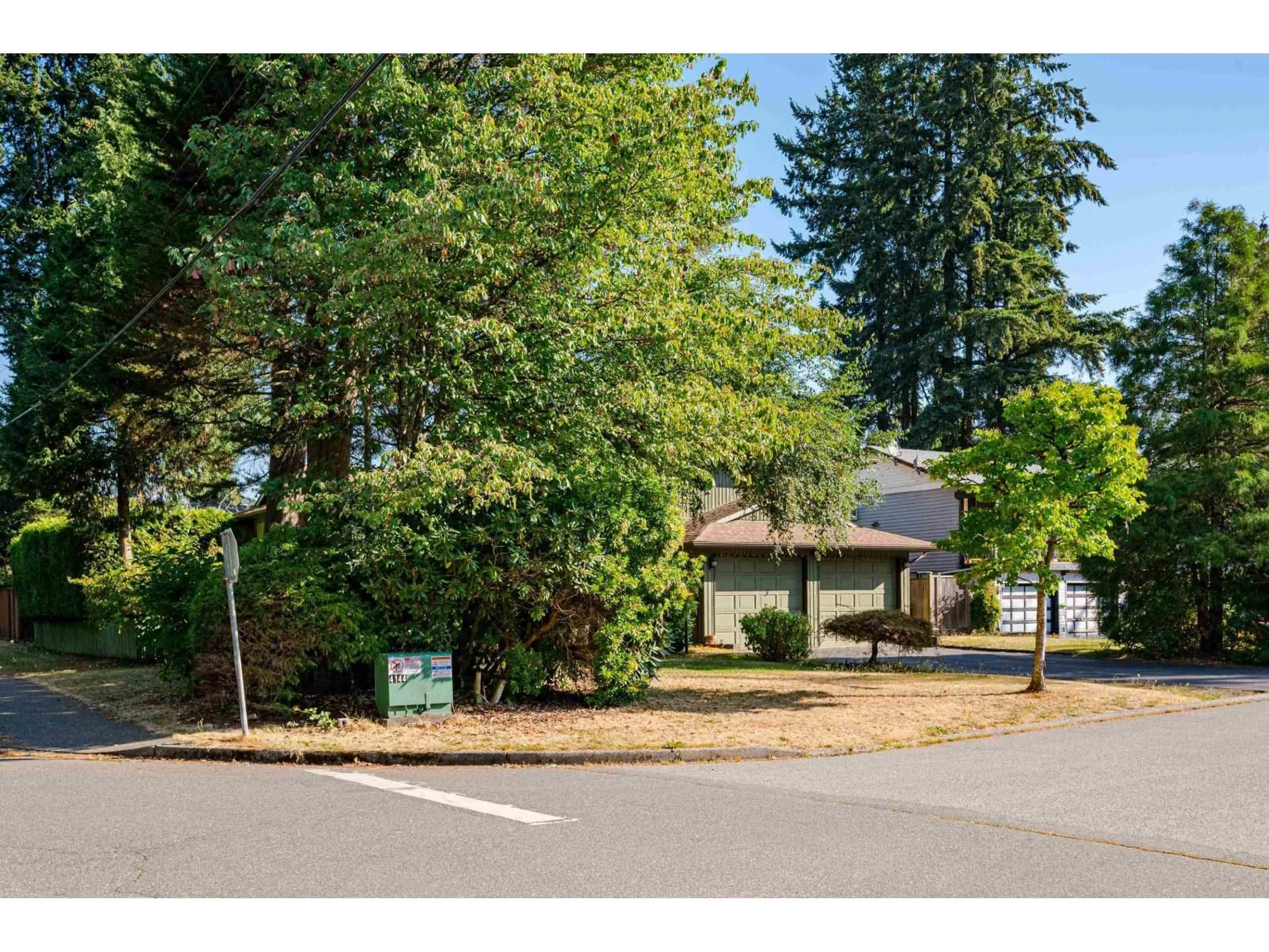 Unknown for 14603 101A AVENUE, Surrey British Columbia V3R7E2