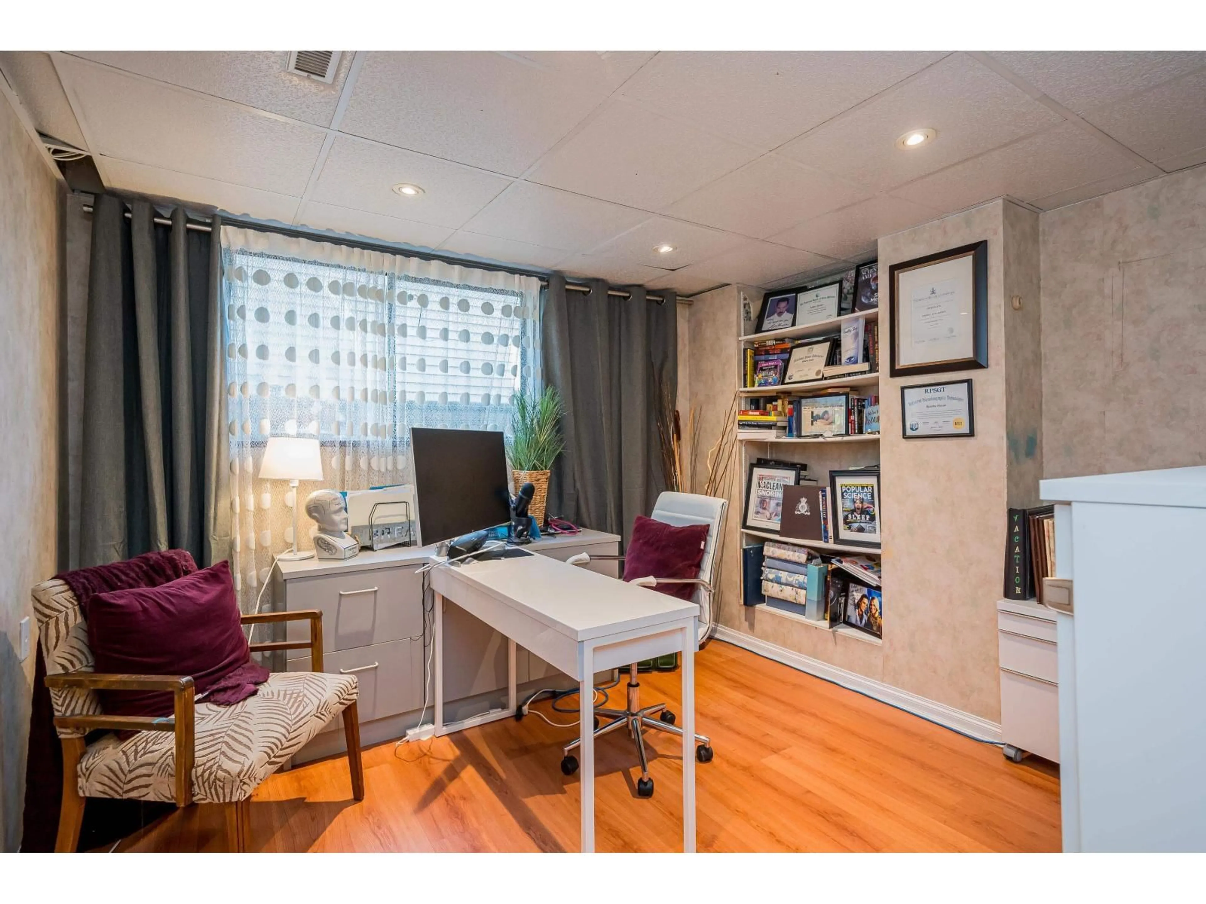 A pic of a room for 14603 101A AVENUE, Surrey British Columbia V3R7E2