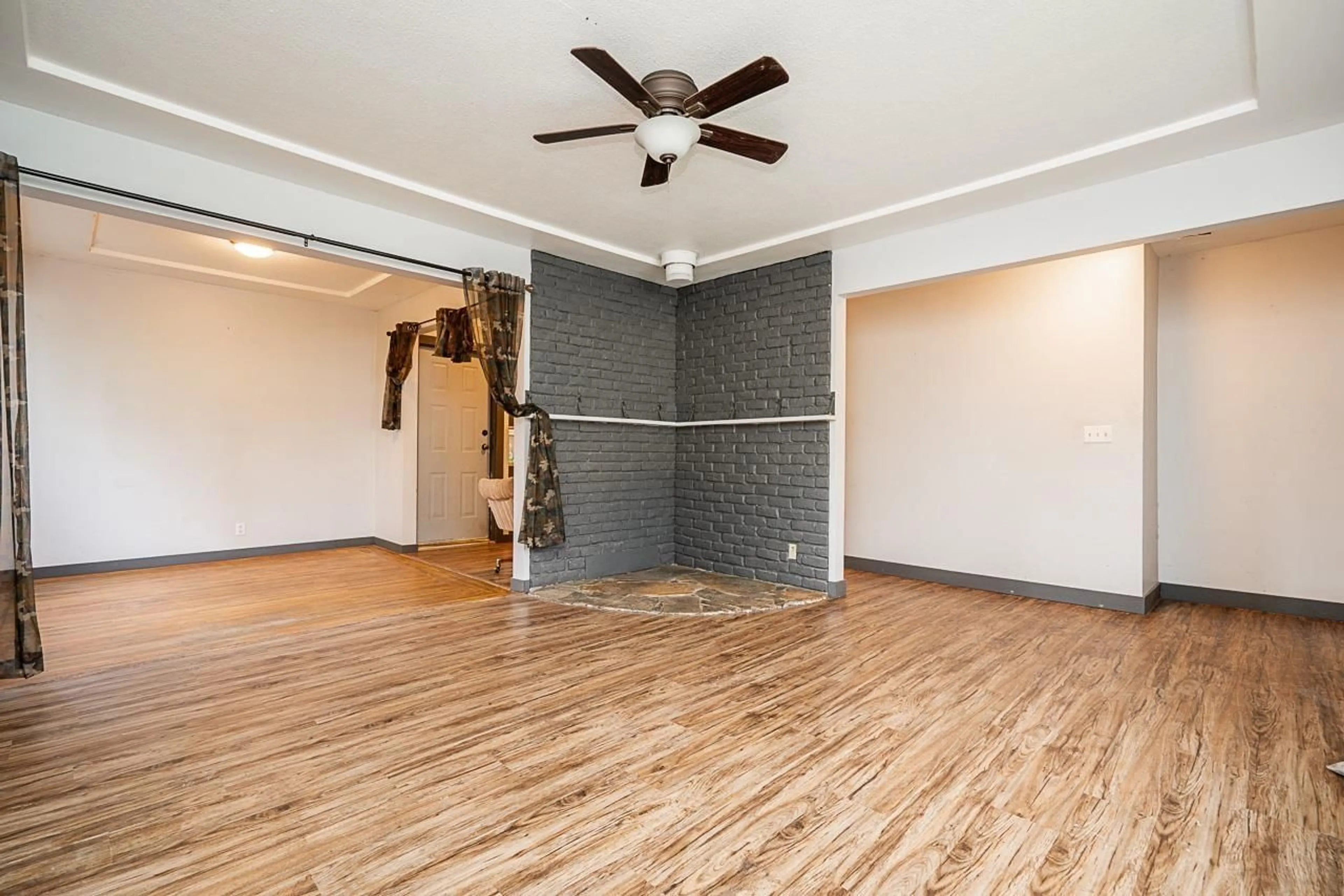 A pic of a room for 46782 FIRST AVENUE, Chilliwack British Columbia V2P1X7