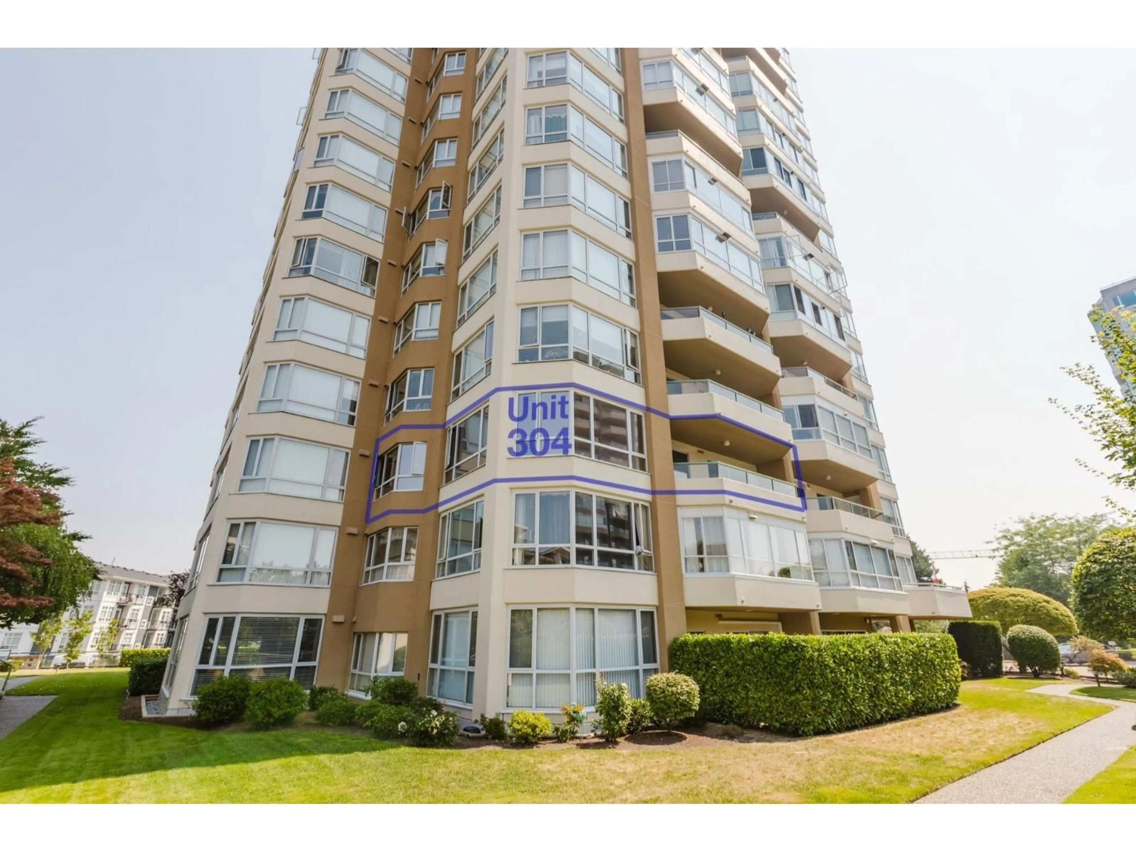 Unknown for 304 - 3190 GLADWIN ROAD, Abbotsford British Columbia V2T5T2