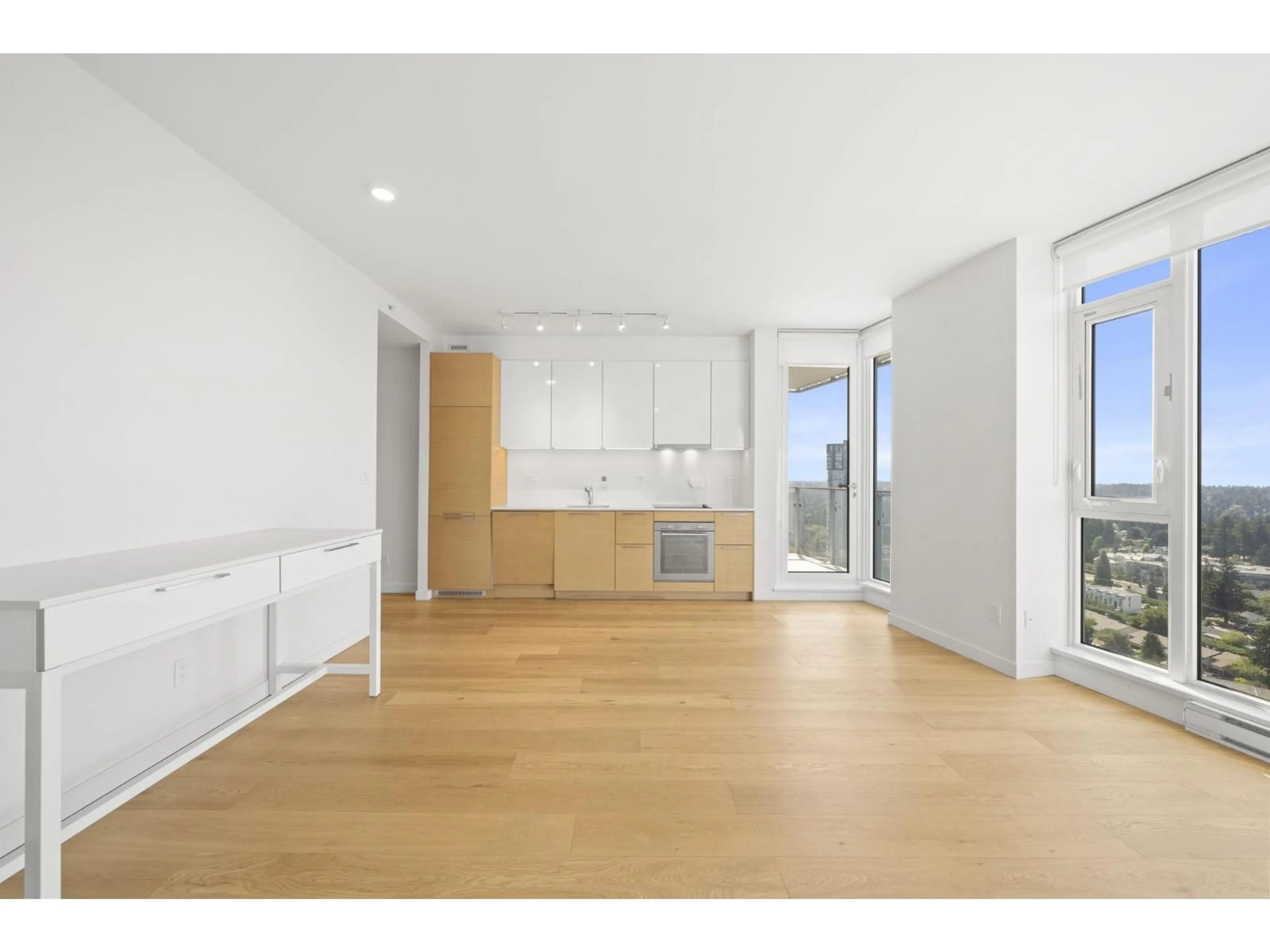 A pic of a room for 3003 - 13438 CENTRAL AVENUE, Surrey British Columbia V3T0N2