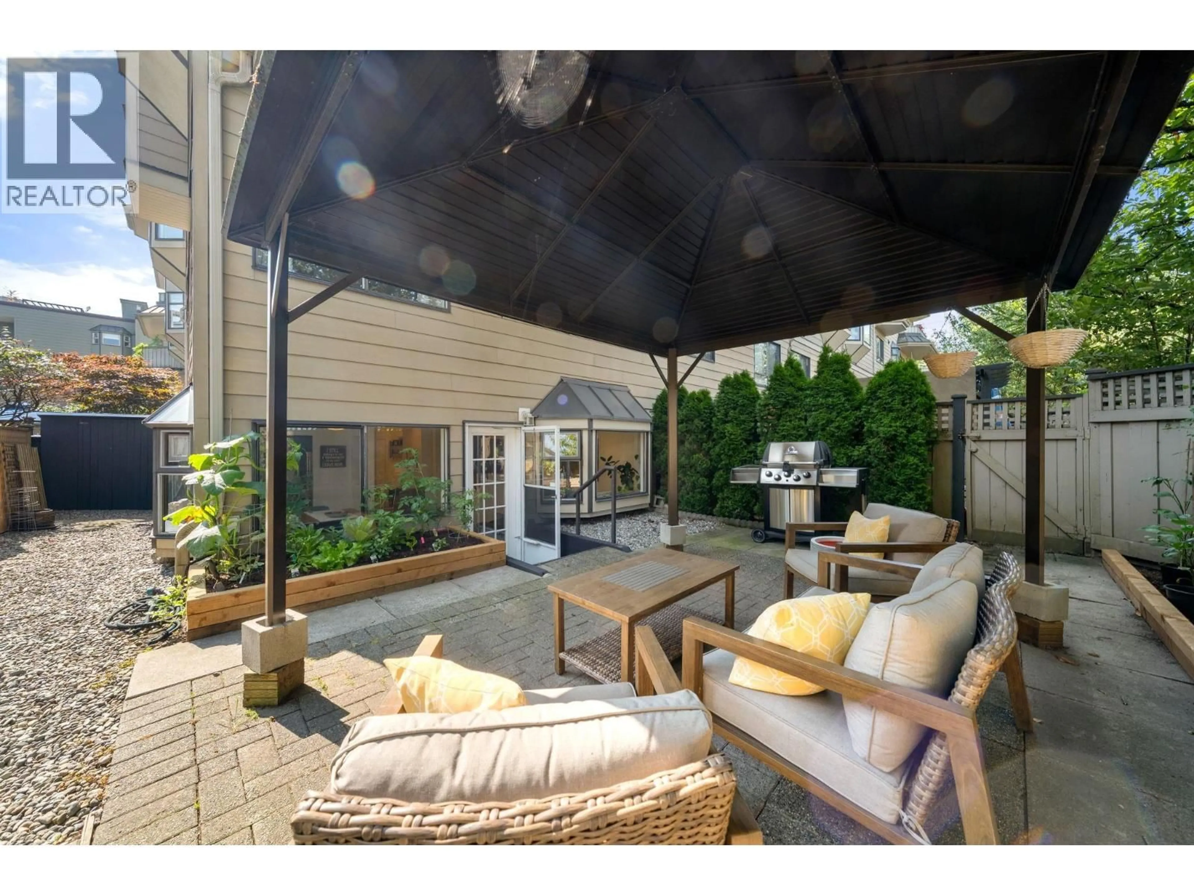 Patio, street for 112 - 777 EIGHTH STREET, New Westminster British Columbia V3M3S7