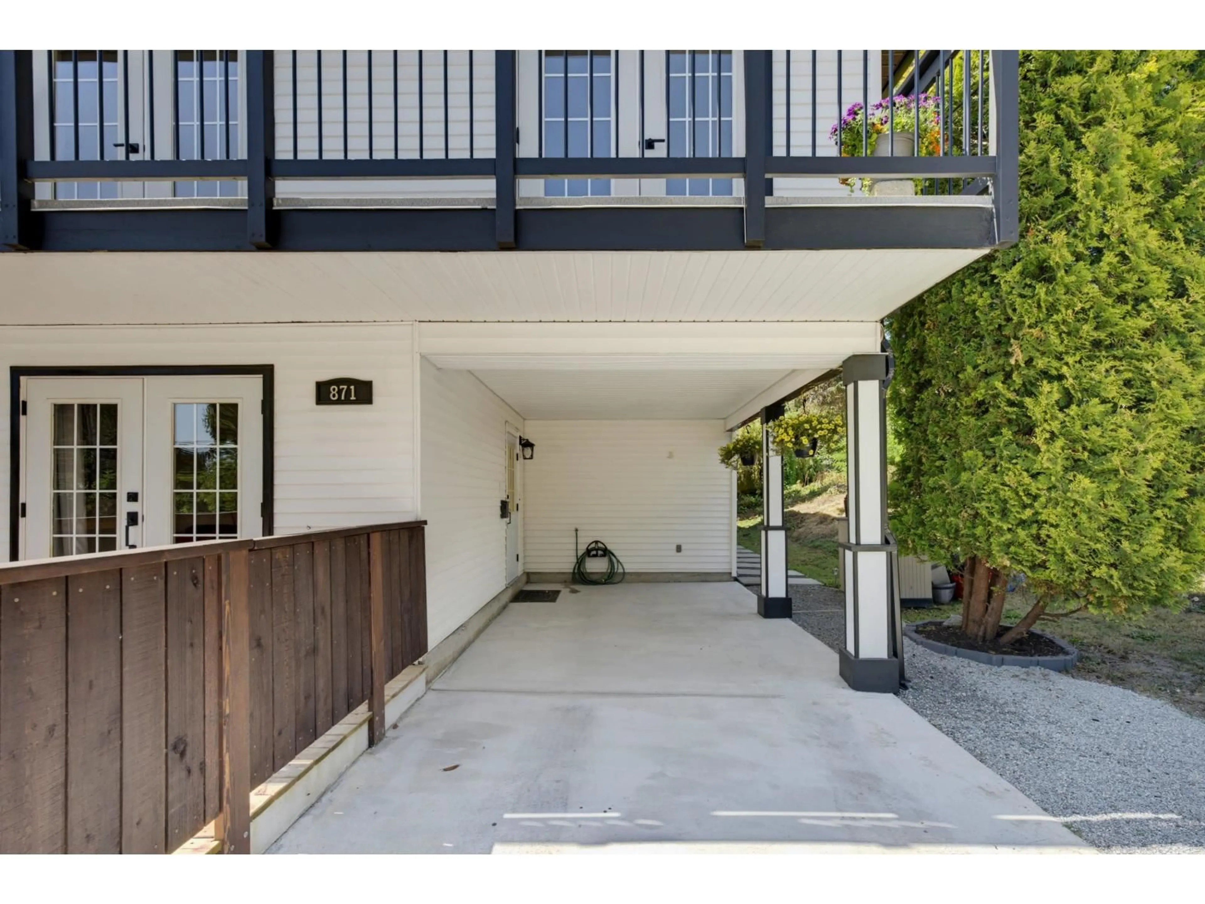 Unknown for 871 KENT STREET, White Rock British Columbia V4B4S7