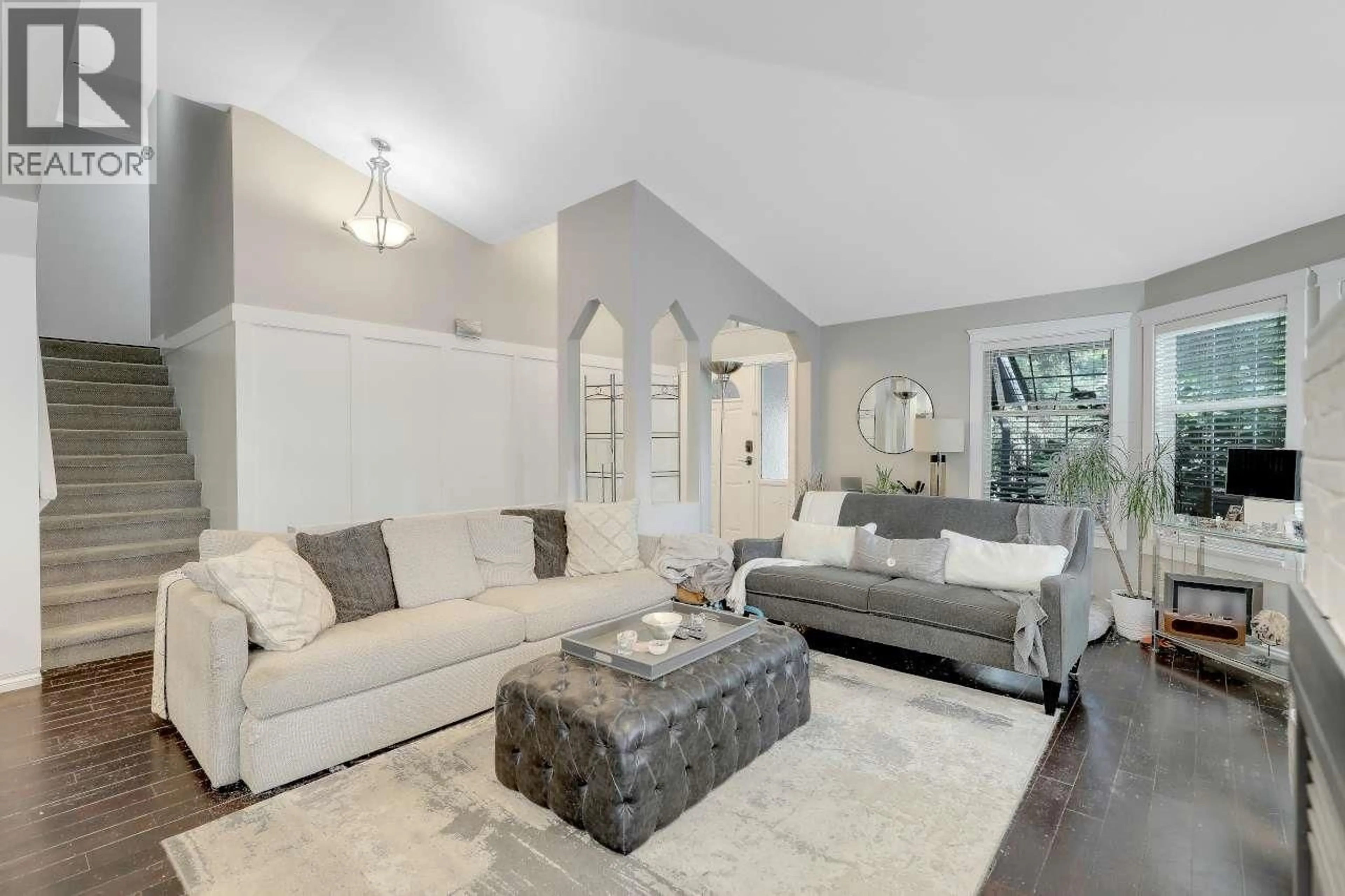 Living room with furniture, unknown for 2028 SASKATCHEWAN AVENUE, Port Coquitlam British Columbia V3C5H6
