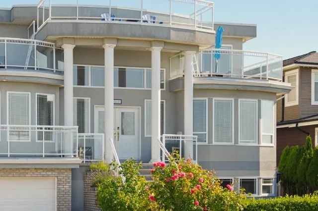 15441 ROYAL AVENUE, White Rock 3