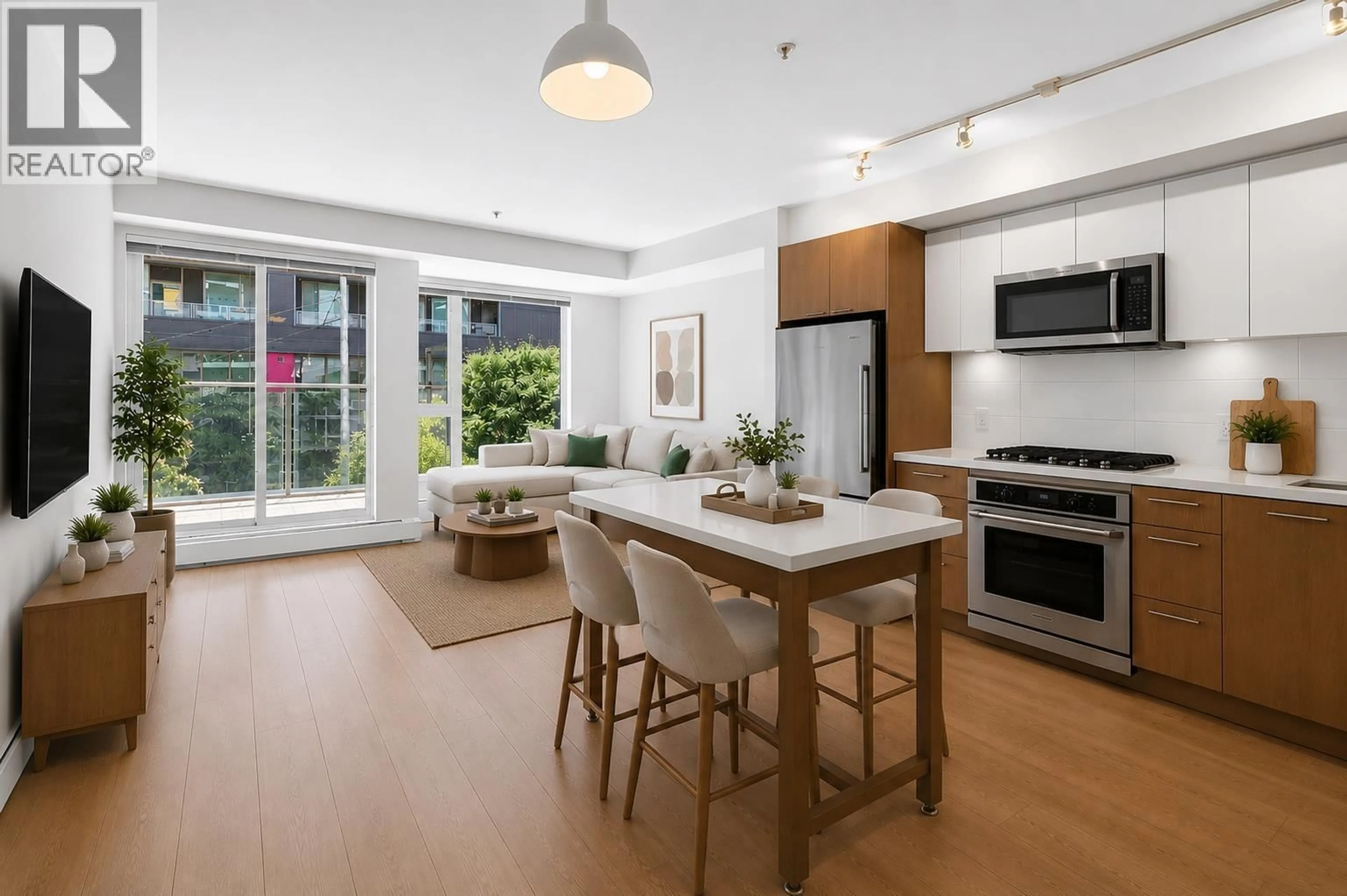 Open concept kitchen, unknown for 304 - 384 1ST AVENUE, Vancouver British Columbia V5T0G5