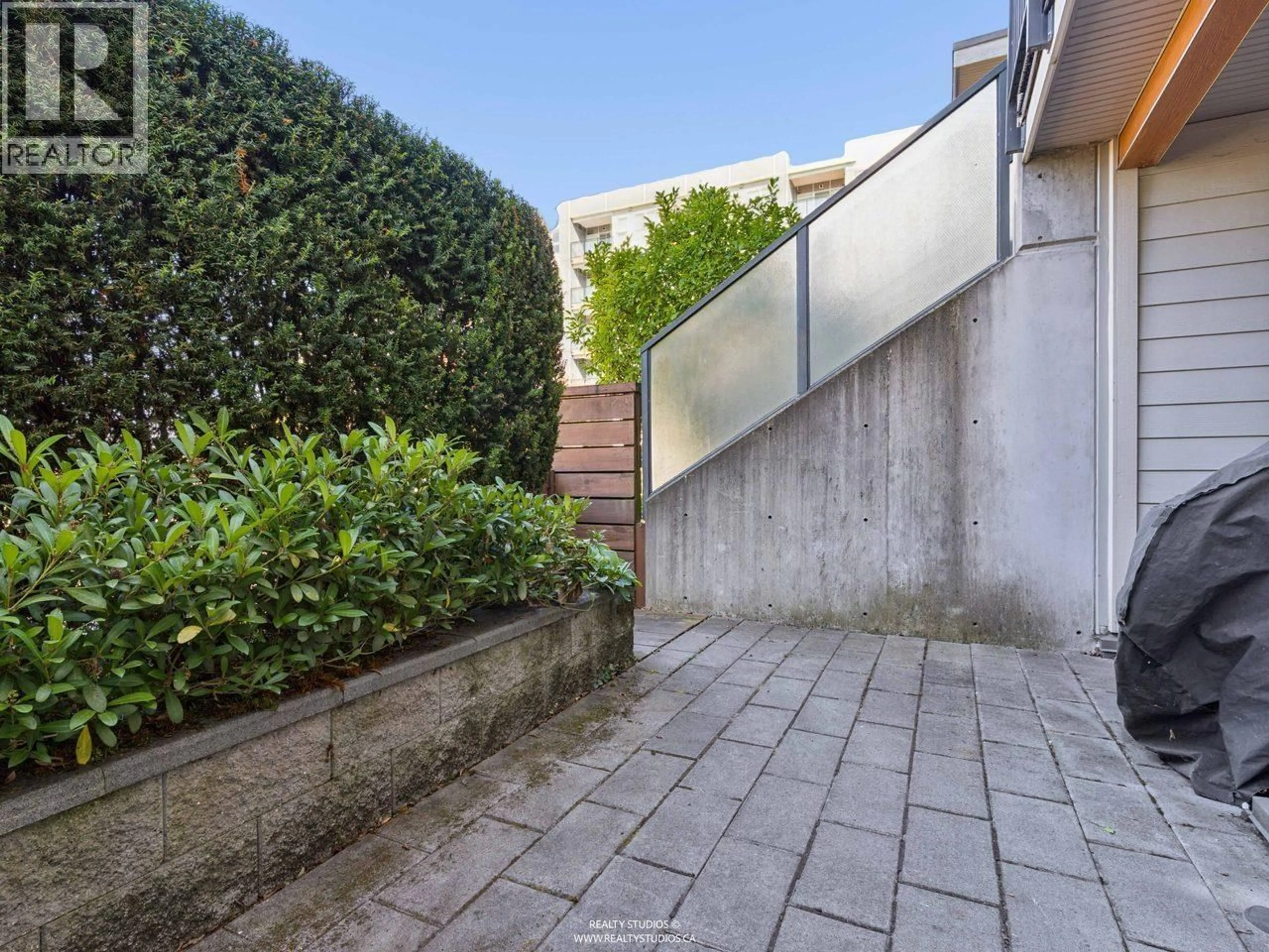 Patio, street for 24 - 10133 RIVER DRIVE, Richmond British Columbia V6X0K8