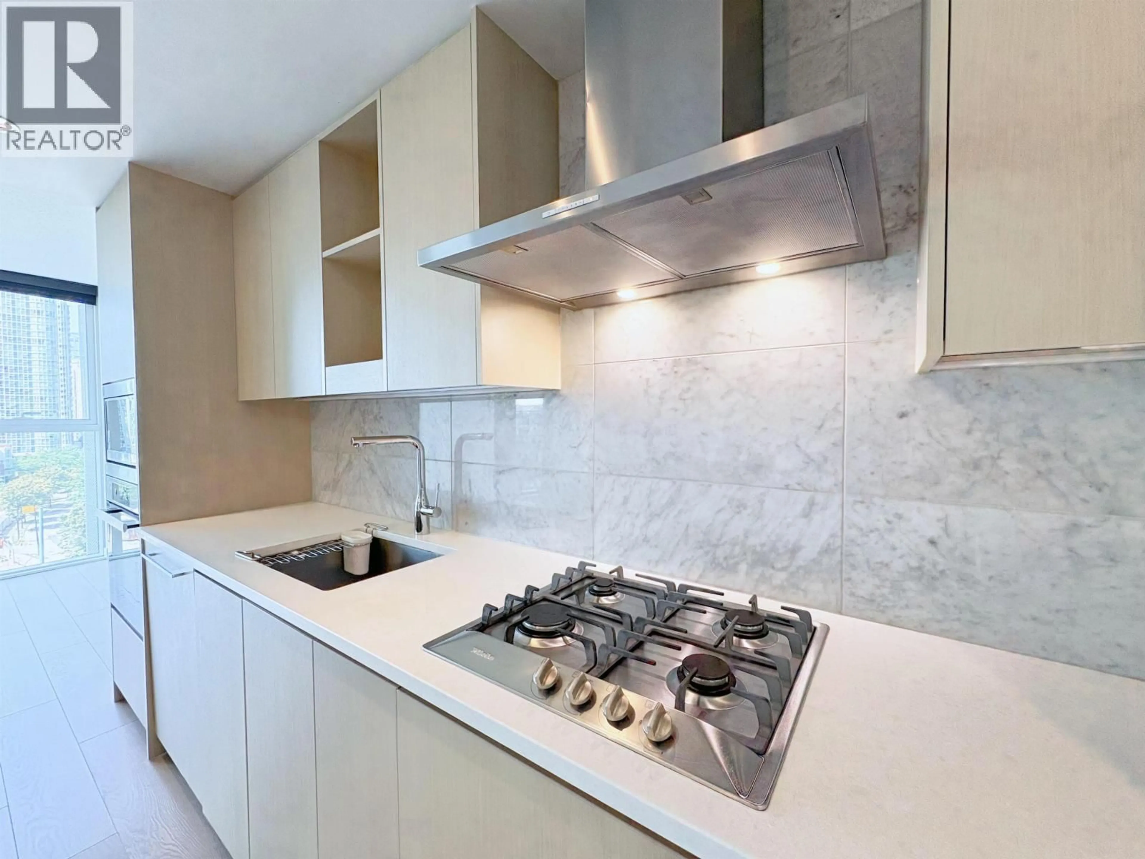 Standard kitchen, ceramic/tile floor for 886 - 87 NELSON STREET, Vancouver British Columbia V6Z0E8