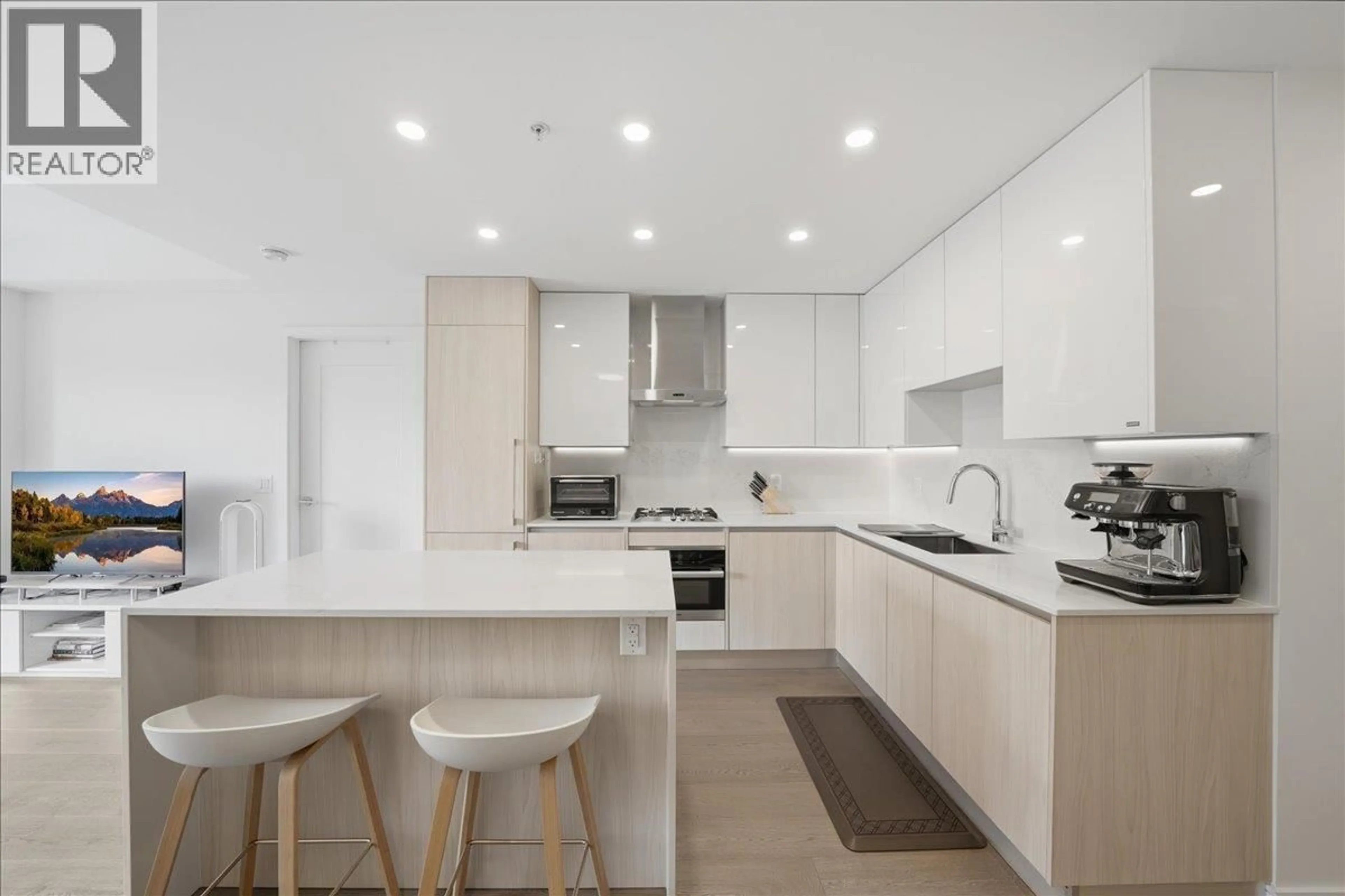 Contemporary kitchen, ceramic/tile floor for 303 - 477 59TH AVENUE, Vancouver British Columbia V5X1X4