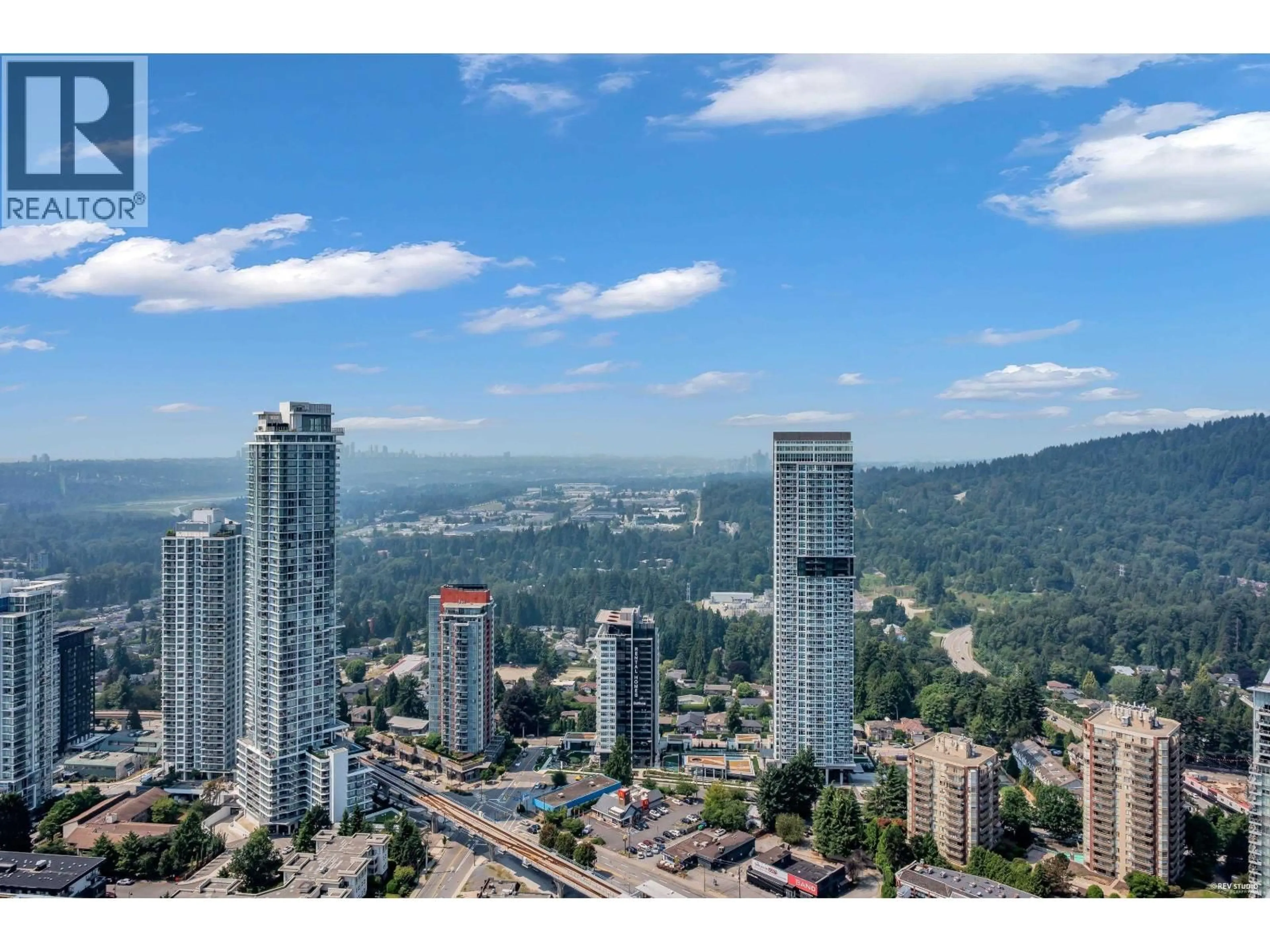 A pic from outside/outdoor area/front of a property/back of a property/a pic from drone, city buildings view from balcony for 4801 - 567 EMERSON STREET, Coquitlam British Columbia V3J0M8
