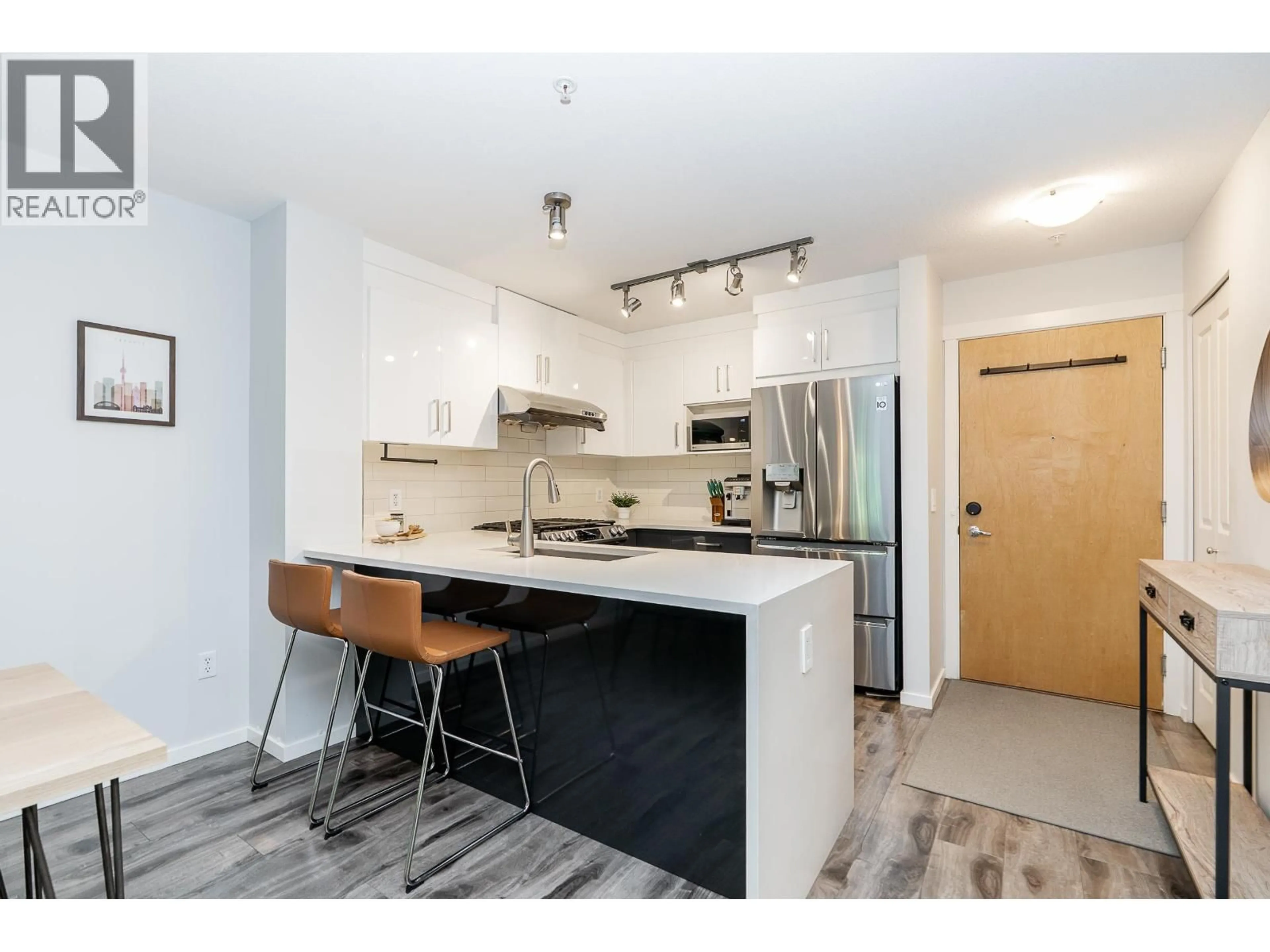 Open concept kitchen, unknown for 411 - 3050 DAYANEE SPRINGS BOULEVARD, Coquitlam British Columbia V3E0A2